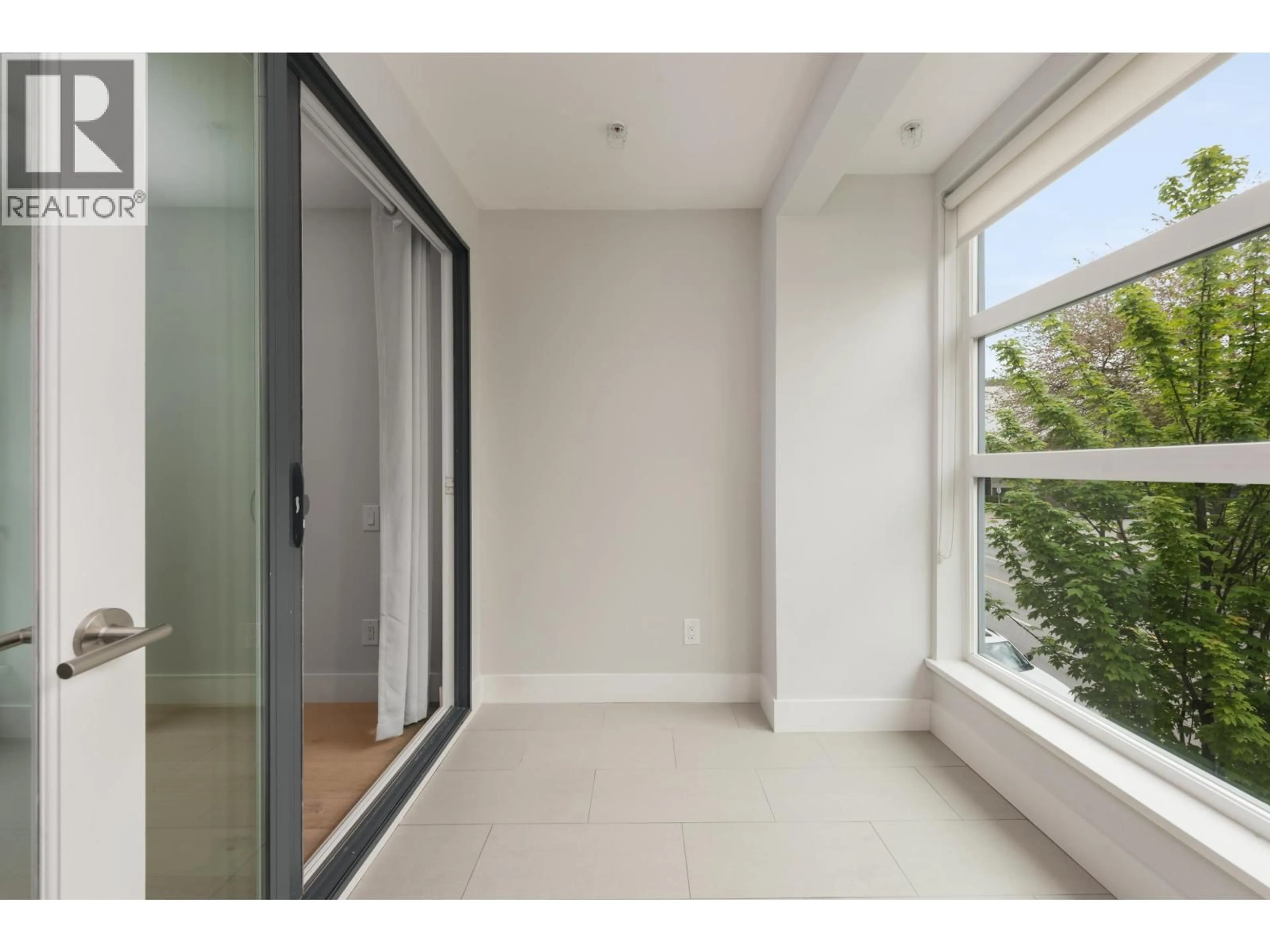 A pic of a room for 309 - 2477 CAROLINA STREET, Vancouver British Columbia V5T0G8