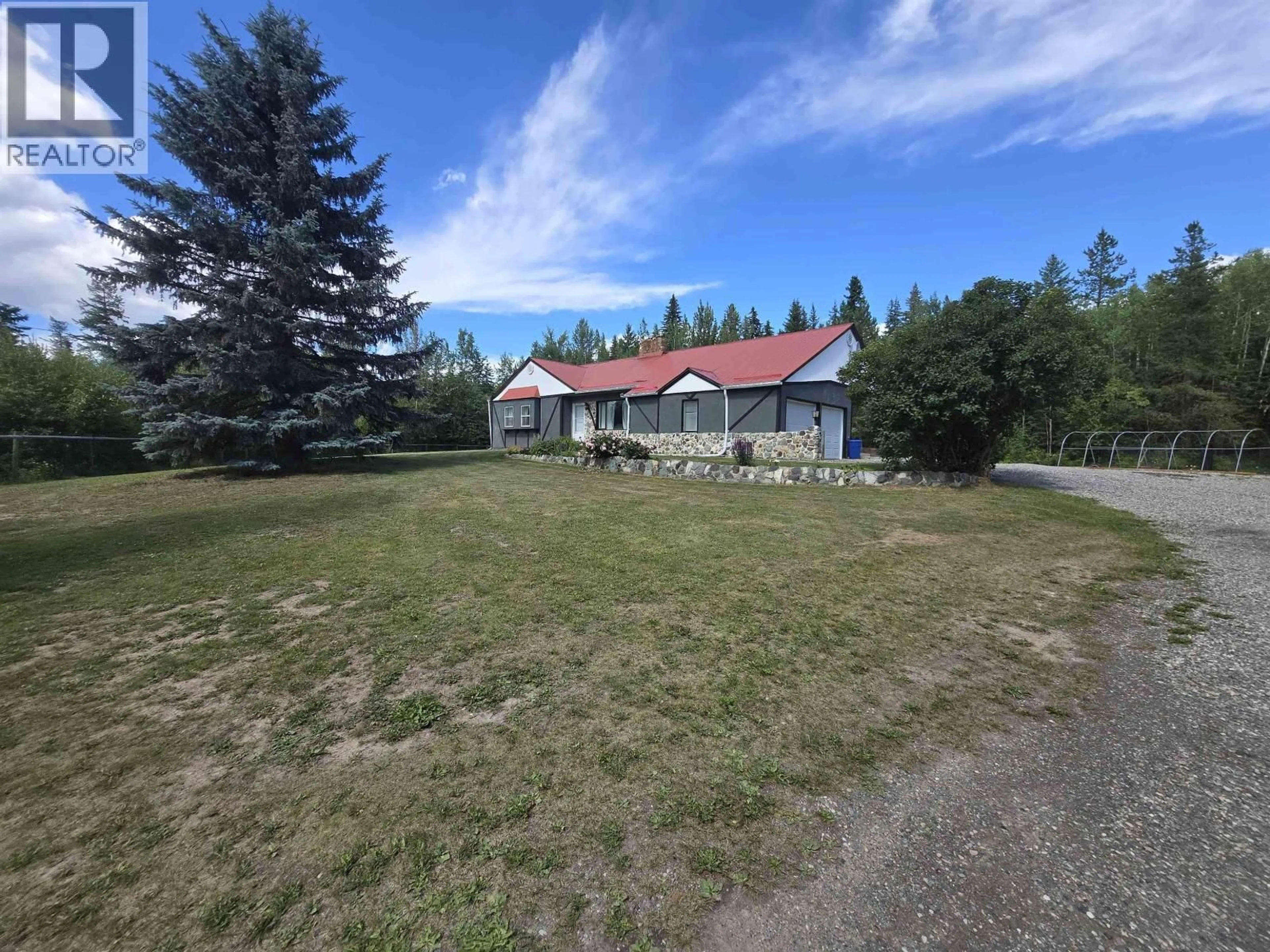 A pic from outside/outdoor area/front of a property/back of a property/a pic from drone, building for 3219 HAYMAN CRESCENT, Quesnel British Columbia V2J6K7