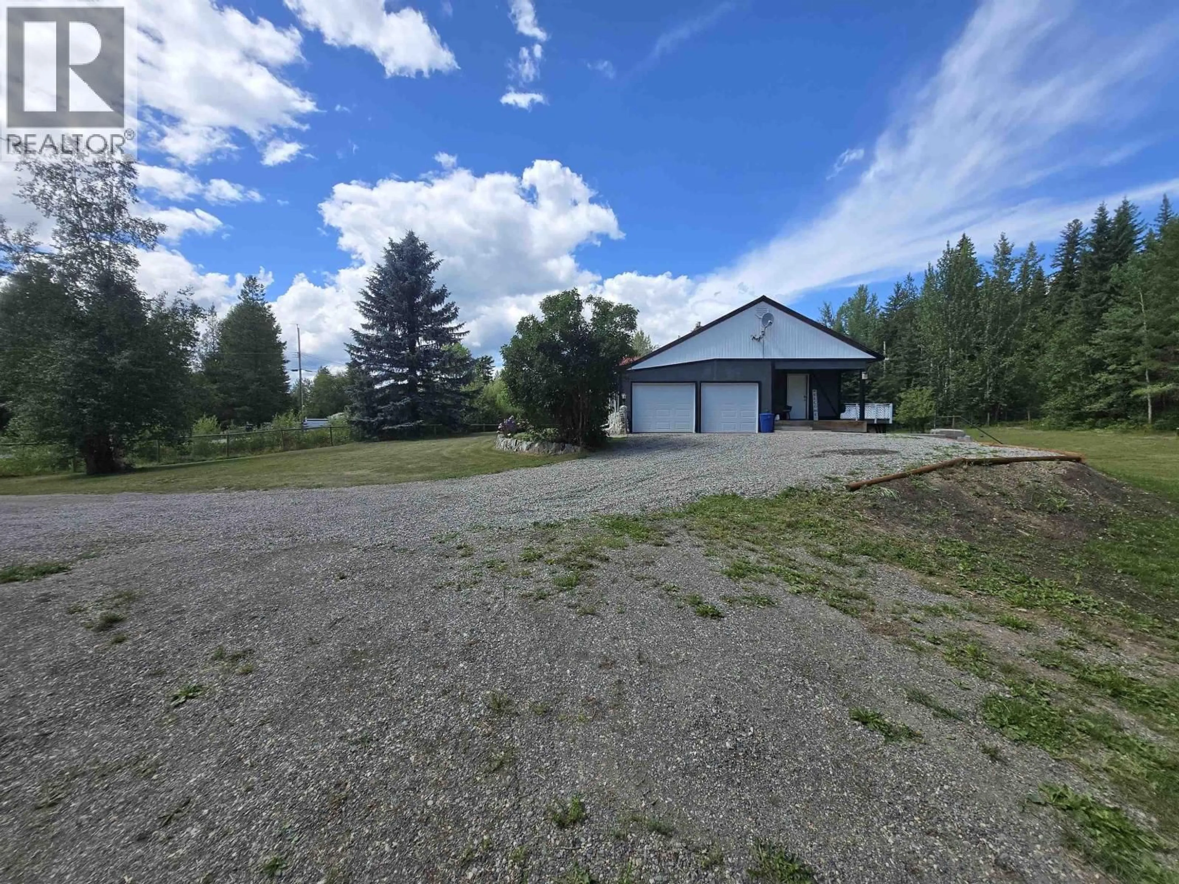 A pic from outside/outdoor area/front of a property/back of a property/a pic from drone, building for 3219 HAYMAN CRESCENT, Quesnel British Columbia V2J6K7