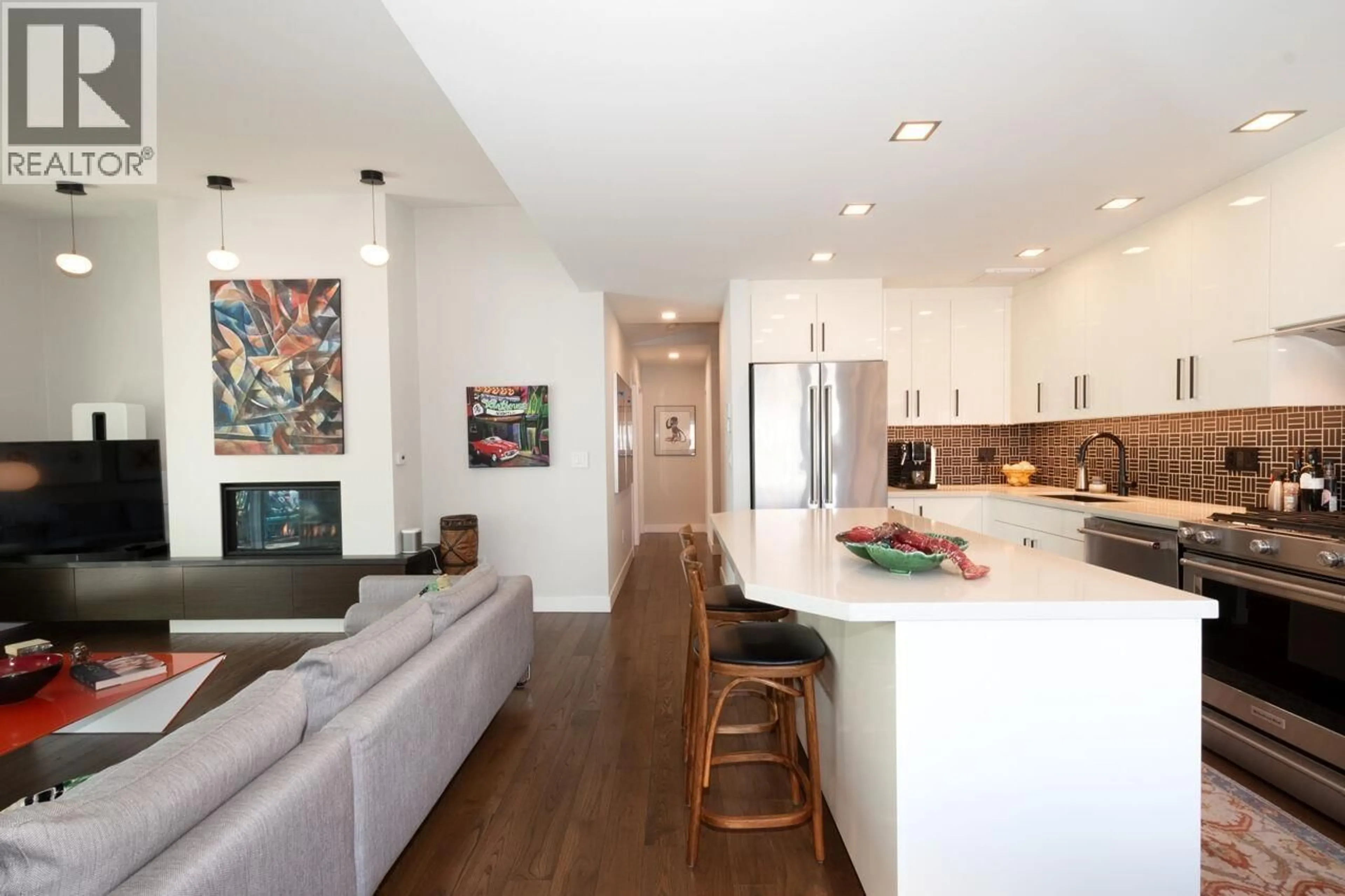 Open concept kitchen, unknown for 301 - 1696 10TH AVENUE, Vancouver British Columbia V6J2A1