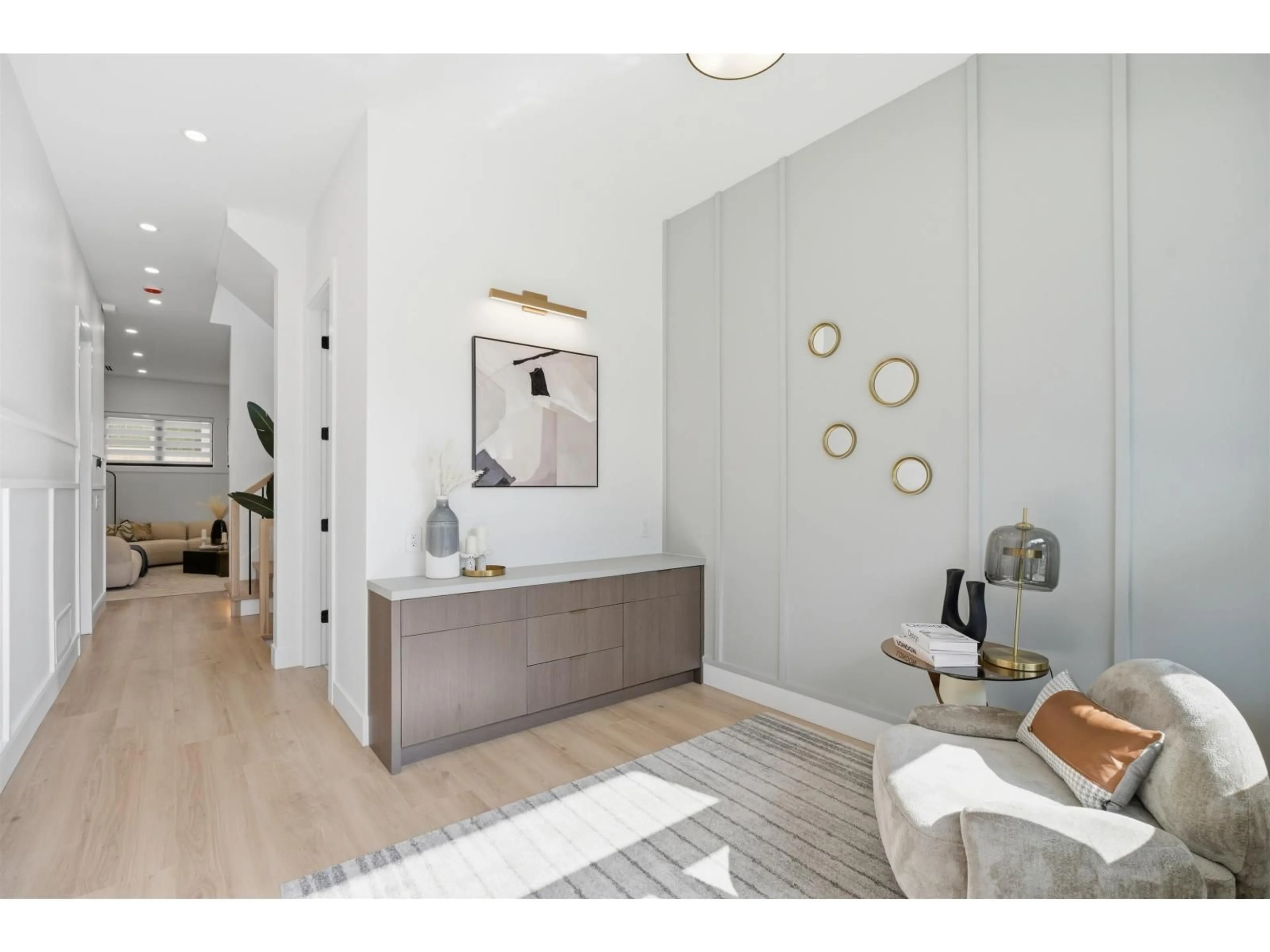Contemporary bathroom, ceramic/tile floor for 20473 69 AVENUE, Langley British Columbia V2Y1R2