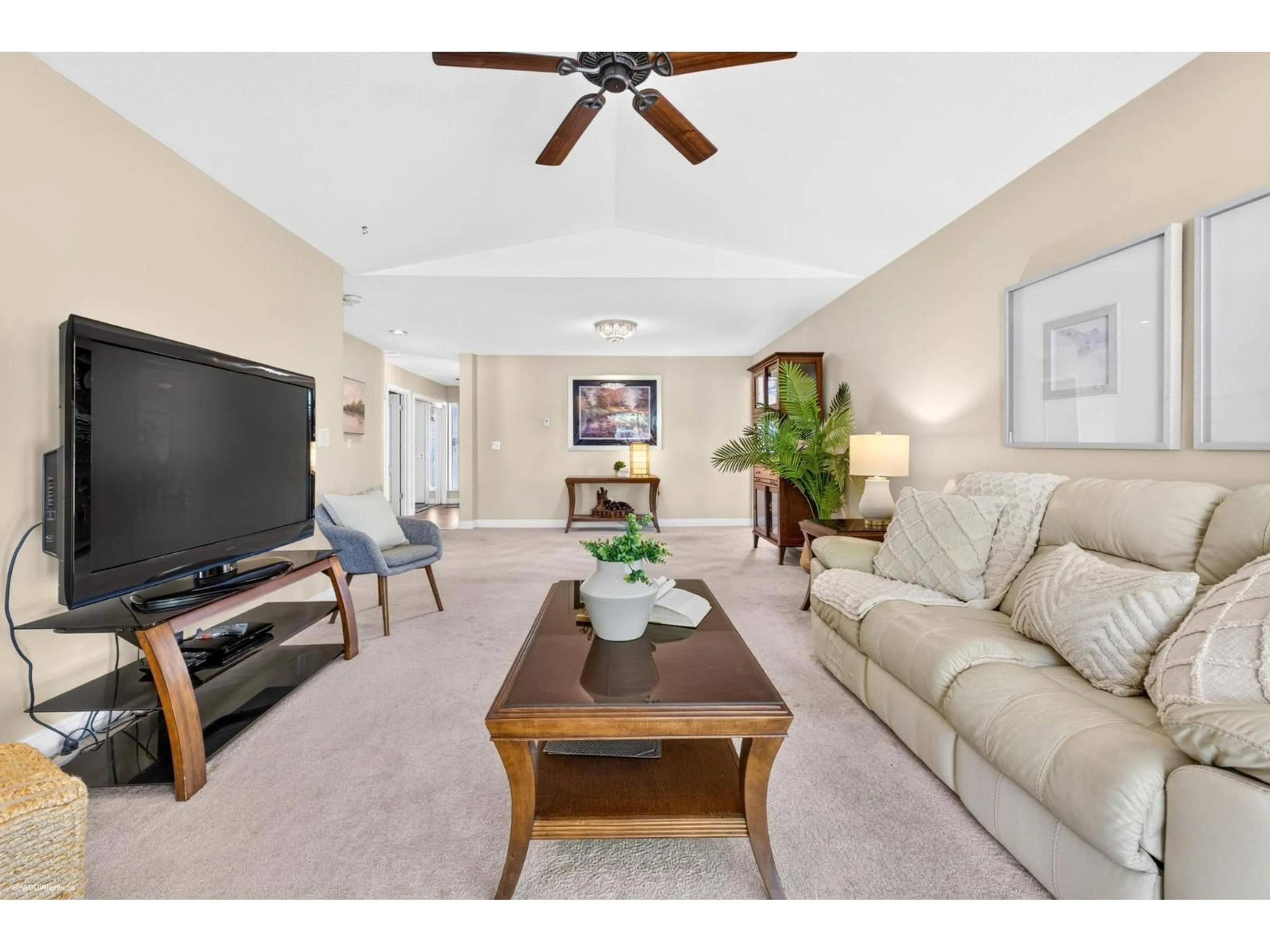 Living room with furniture, unknown for 210 - 7156 121 STREET, Surrey British Columbia V3W0J6