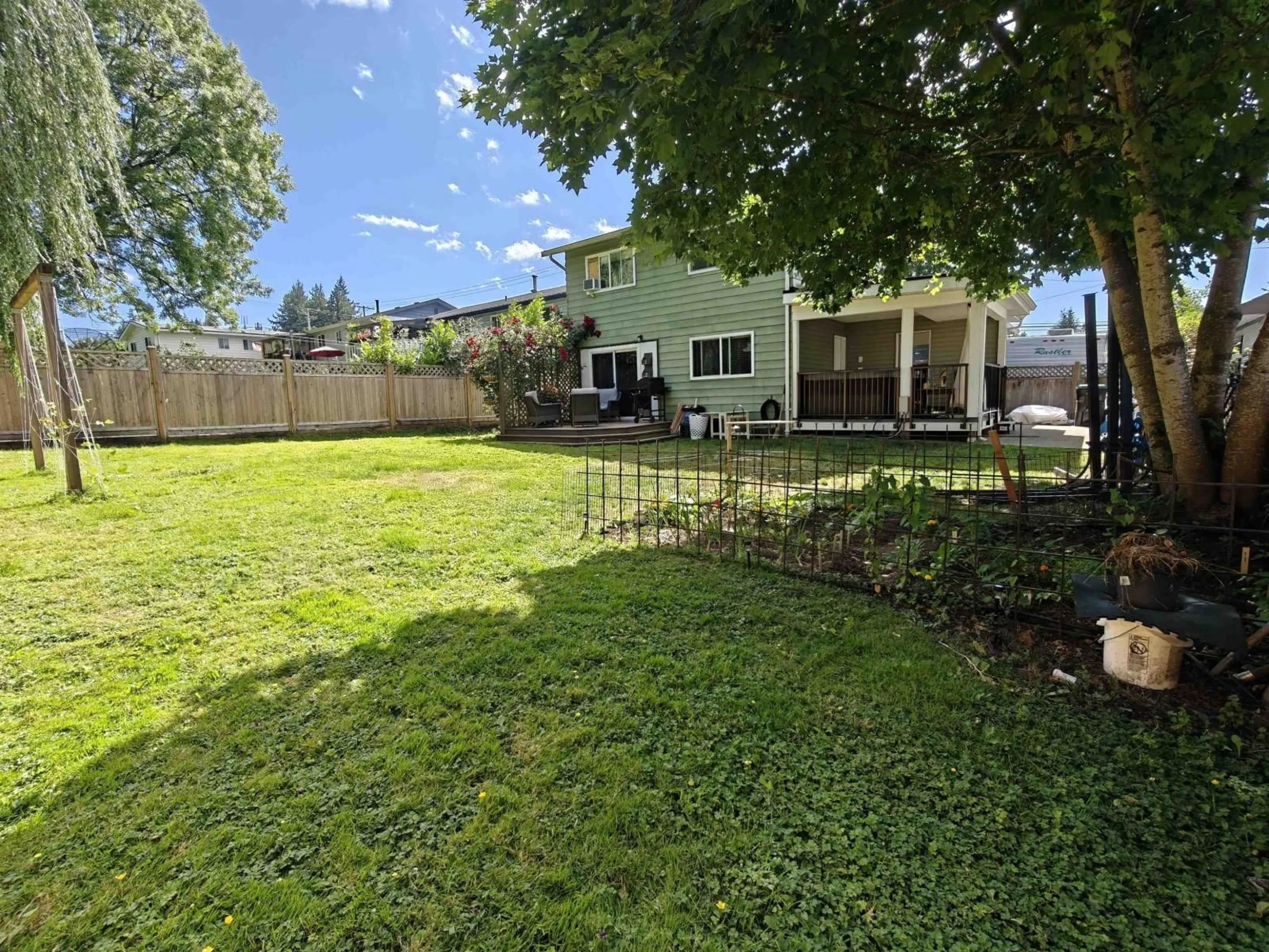 Unknown for 4846 200 STREET, Langley British Columbia V3A1L5