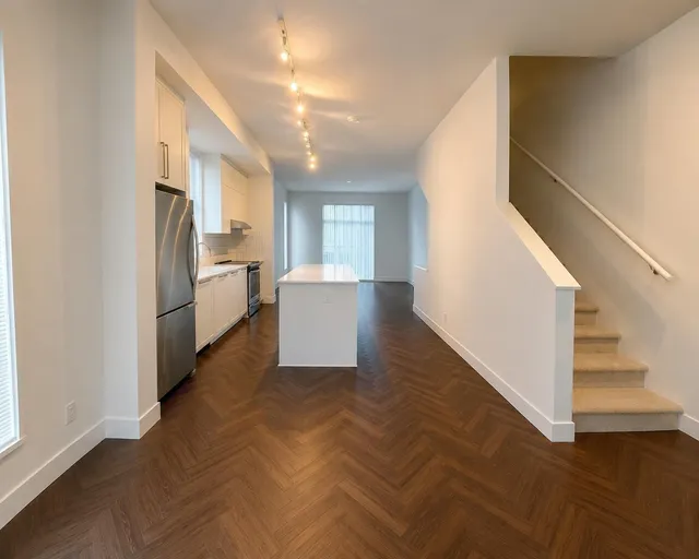 40 - 15828 27 AVENUE, Surrey 4