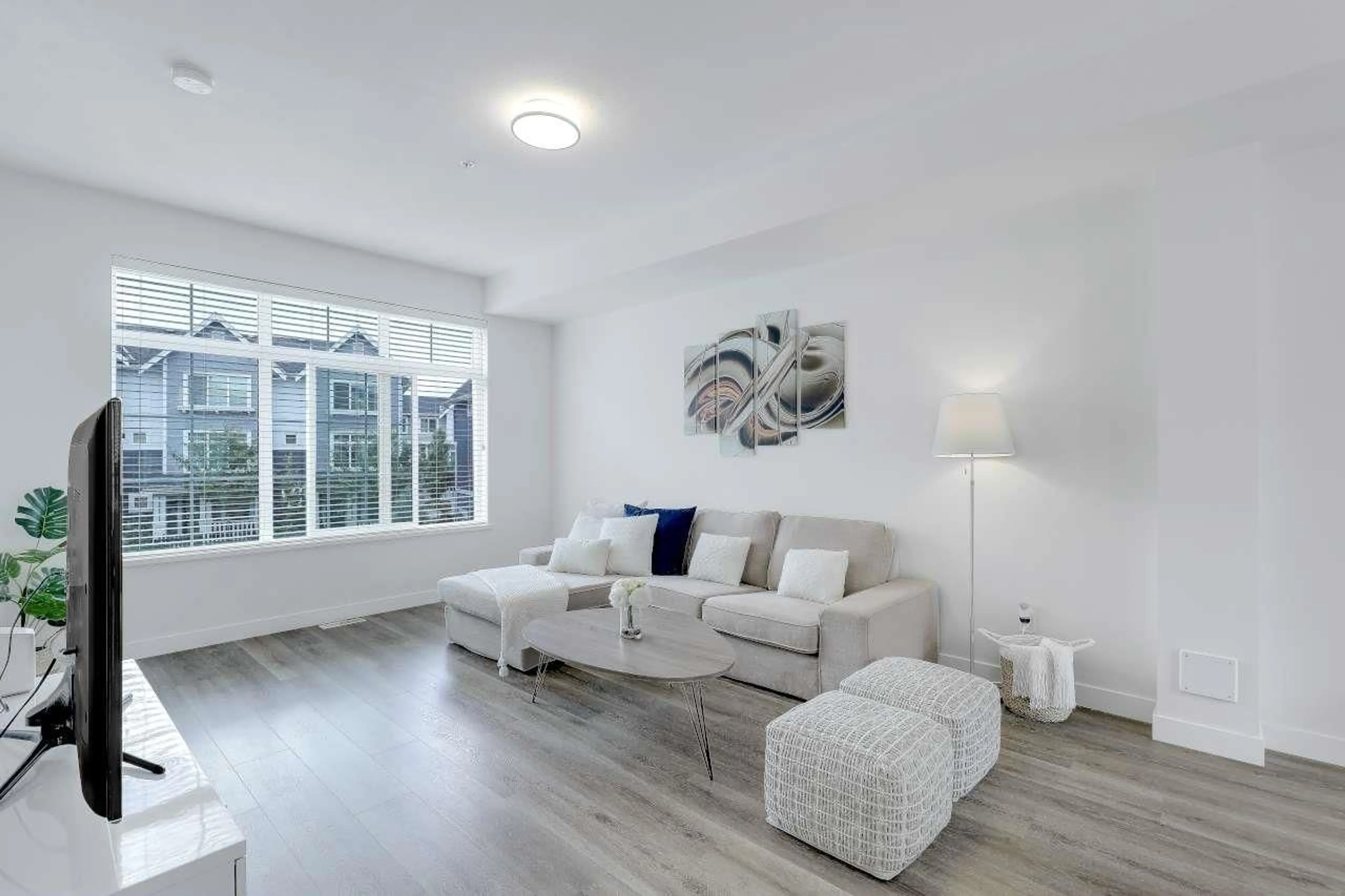 Living room with furniture, unknown for 118 - 20180 84 AVENUE, Langley British Columbia V2Y3N5