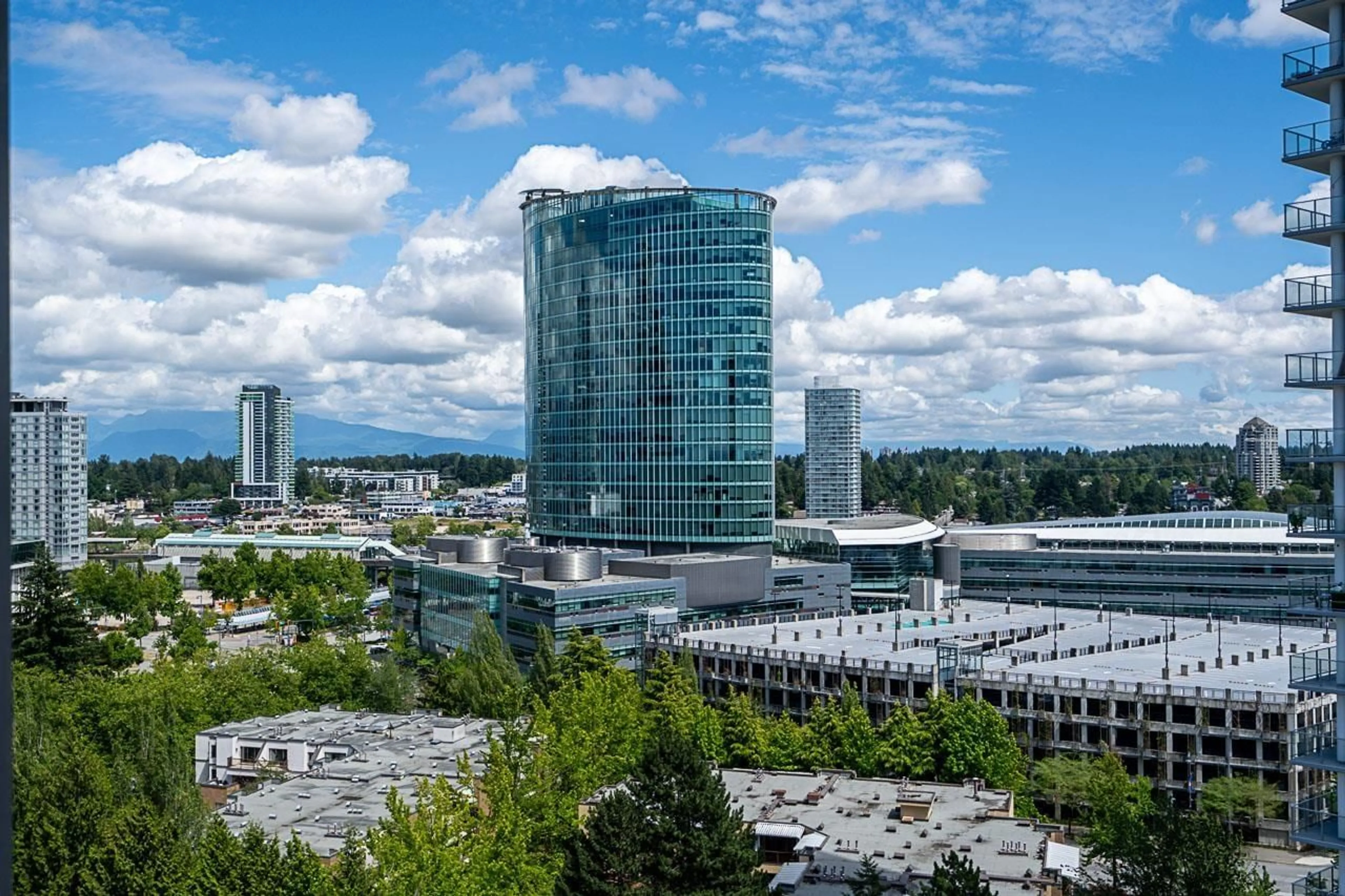 Unknown for 1104 - 13359 OLD YALE ROAD, Surrey British Columbia V3T0S4