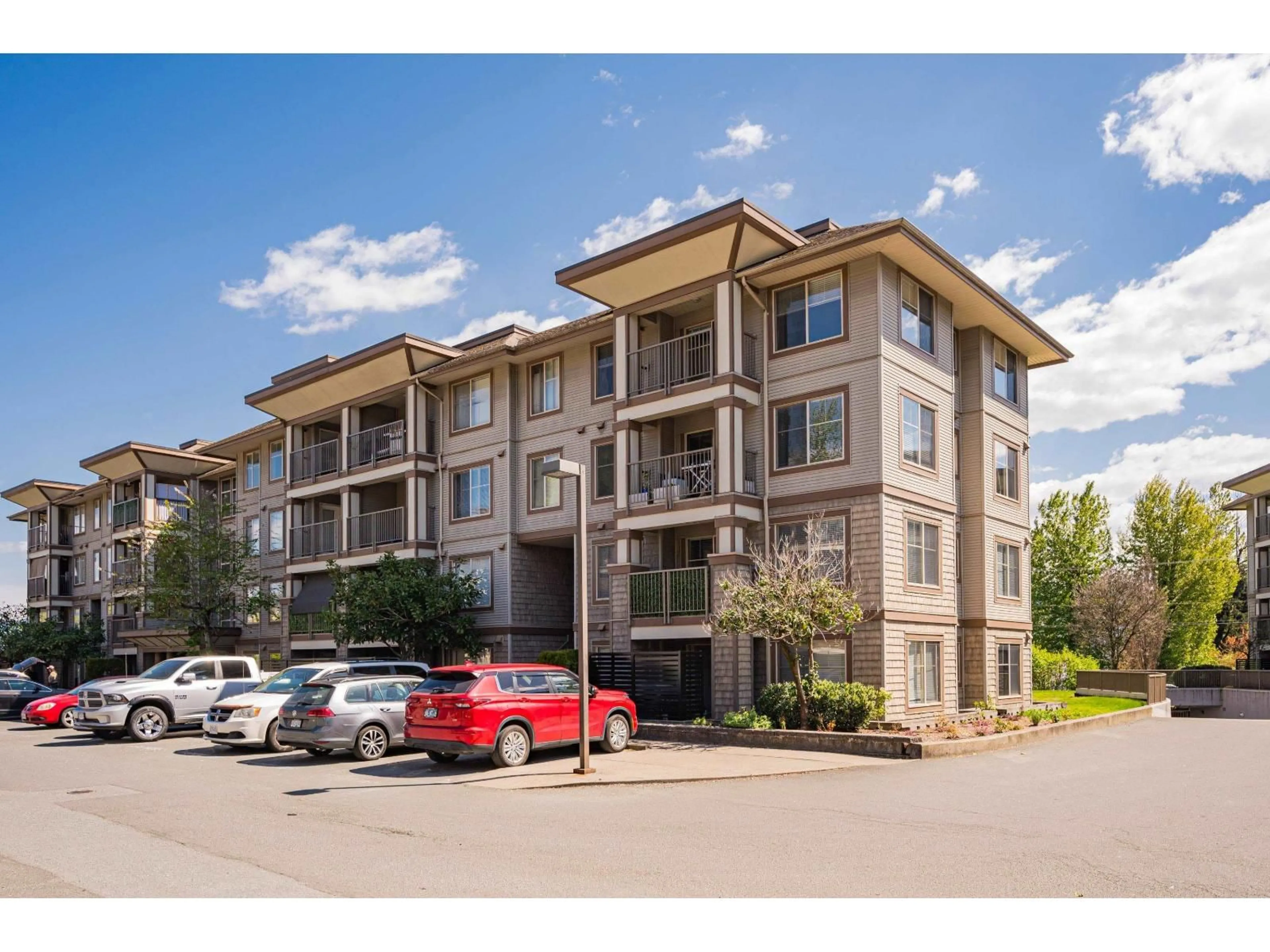 A pic from outside/outdoor area/front of a property/back of a property/a pic from drone, unknown for 408 - 45561 YALE ROAD, Chilliwack British Columbia V2P0A8