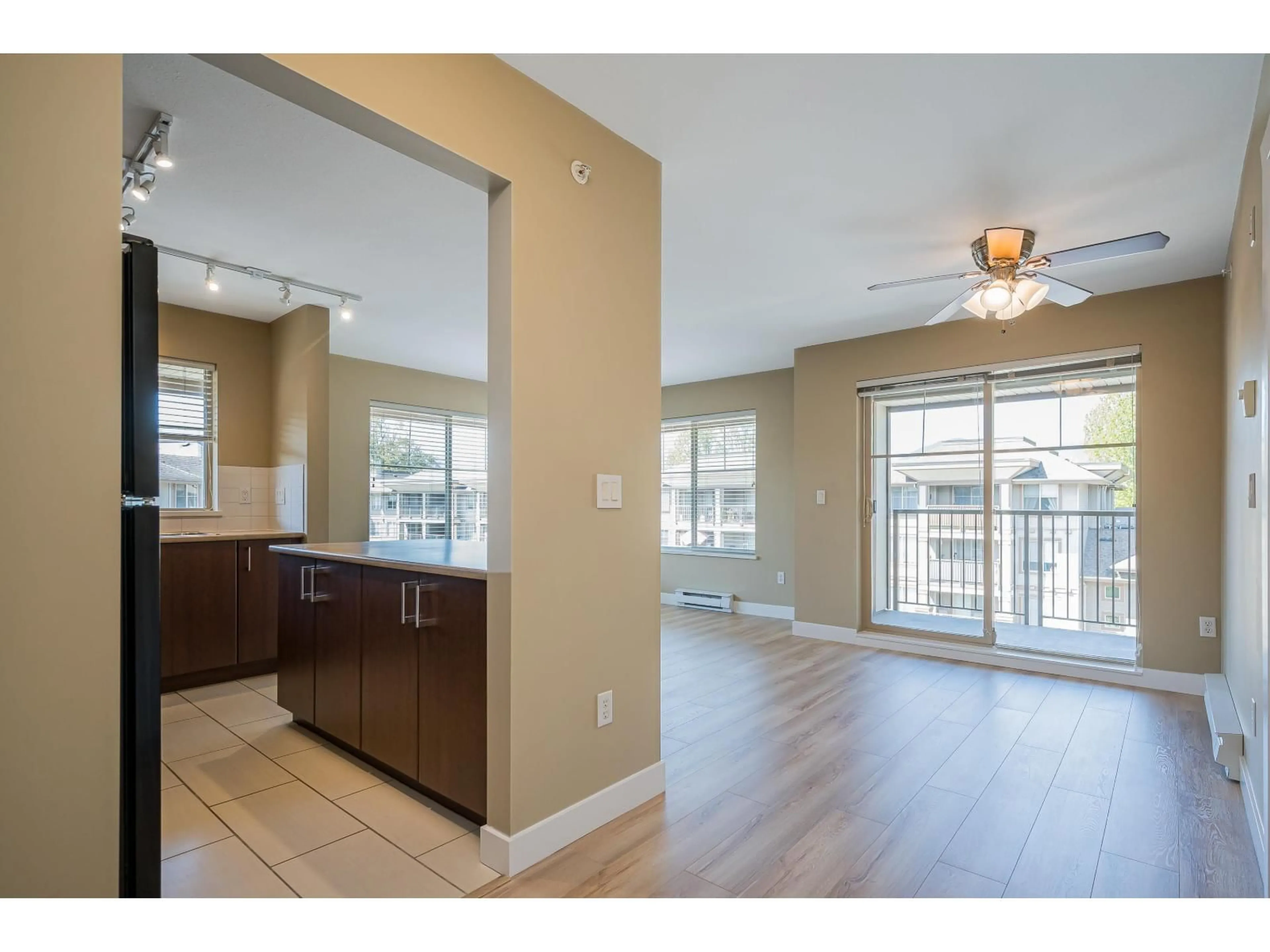 Open concept kitchen, unknown for 408 - 45561 YALE ROAD, Chilliwack British Columbia V2P0A8