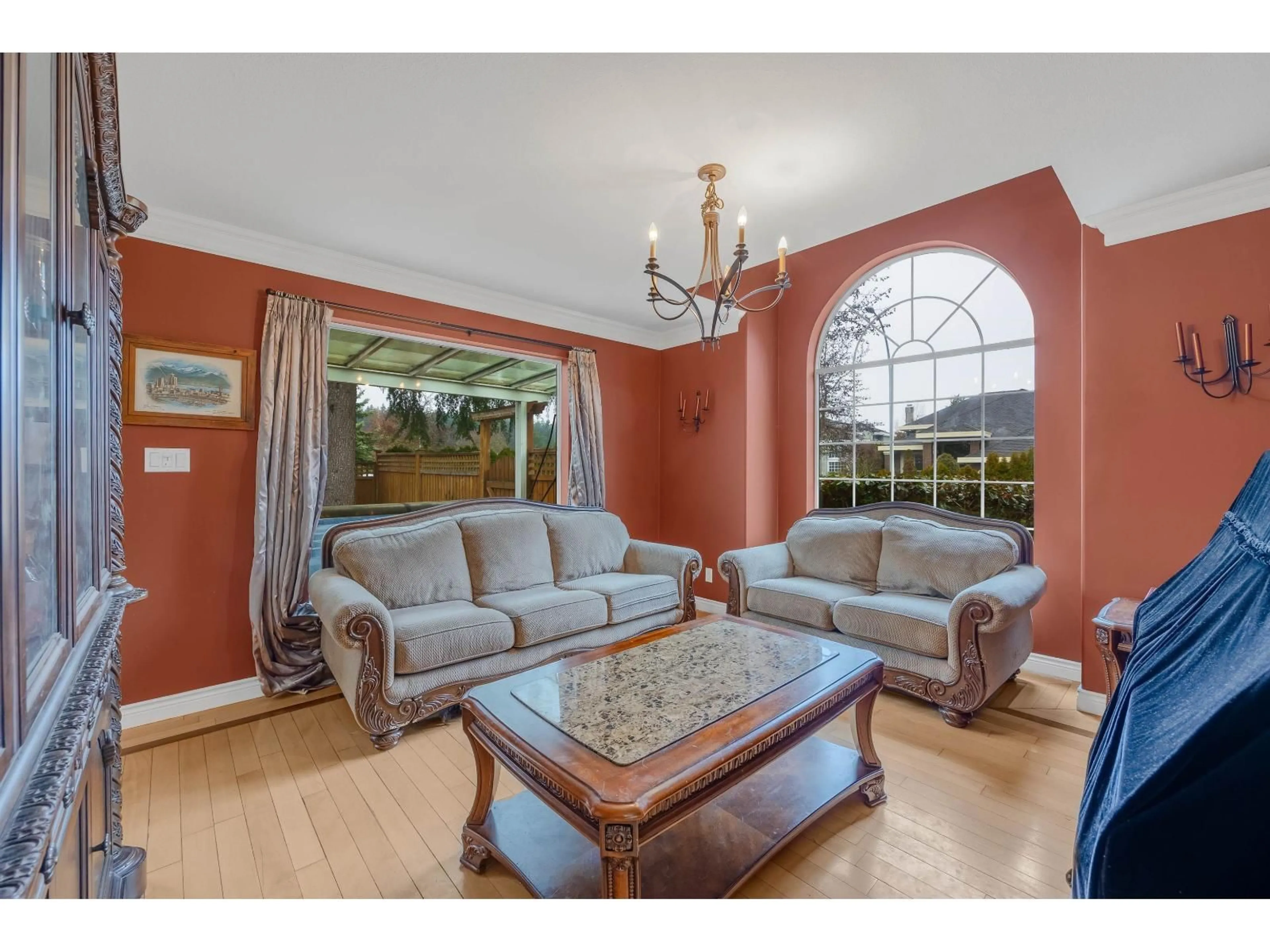 Living room with furniture, unknown for 2443 150 STREET, Surrey British Columbia V4P1N9