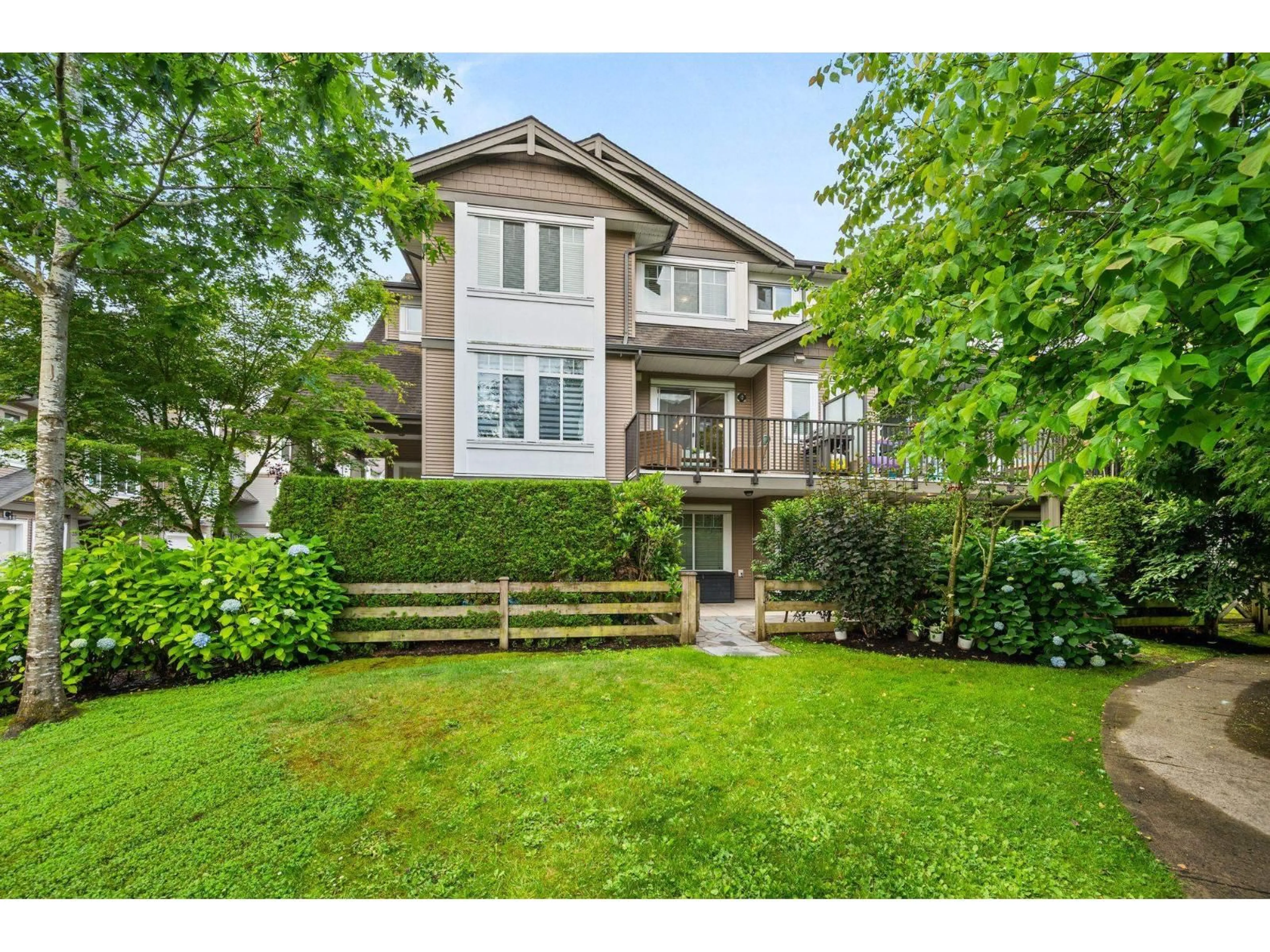 Unknown for 28 - 8250 209B STREET, Langley British Columbia V2Y0J7