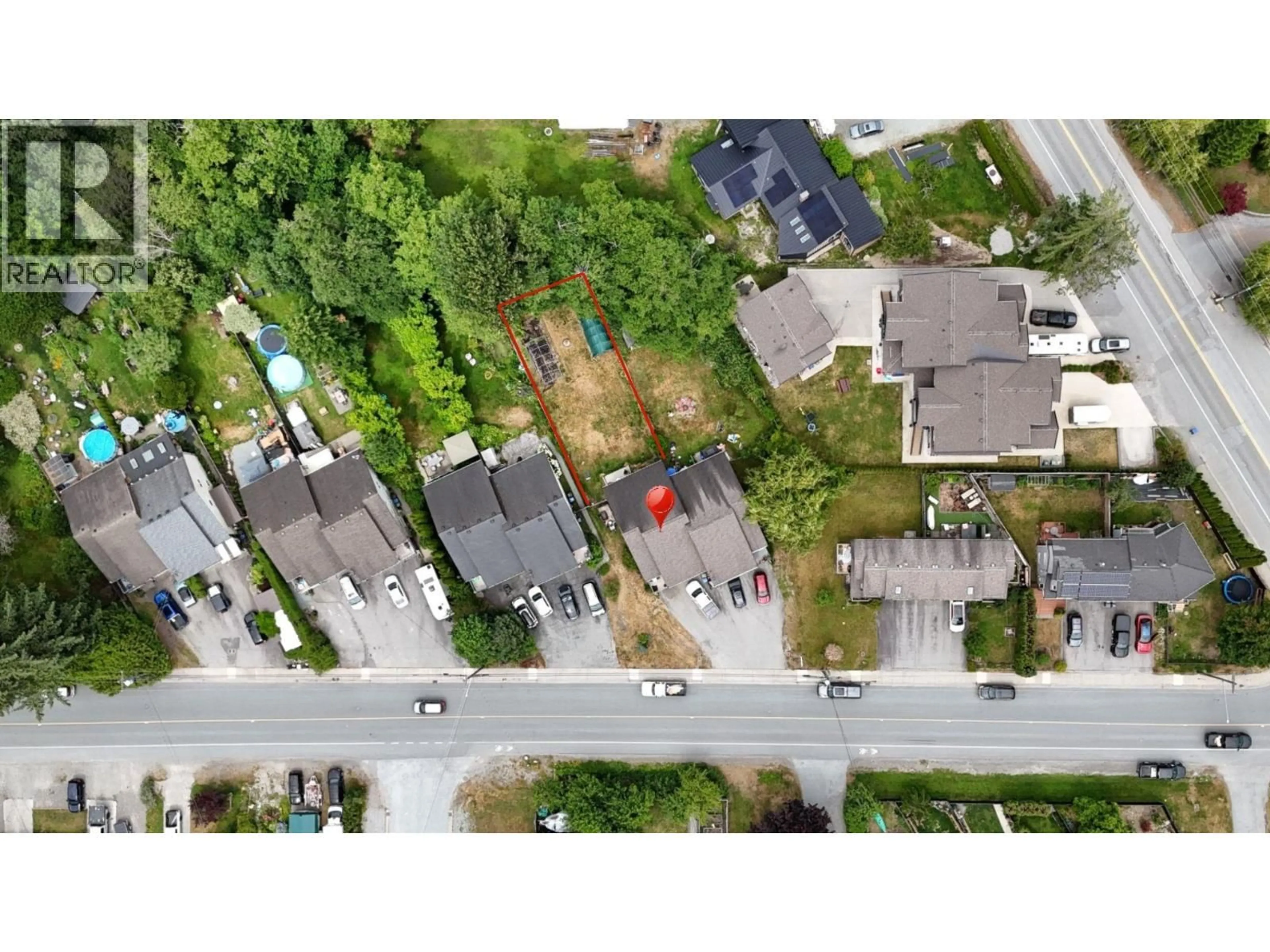 A pic from outside/outdoor area/front of a property/back of a property/a pic from drone, street for 1489 JUDD ROAD, Squamish British Columbia V0N1H0