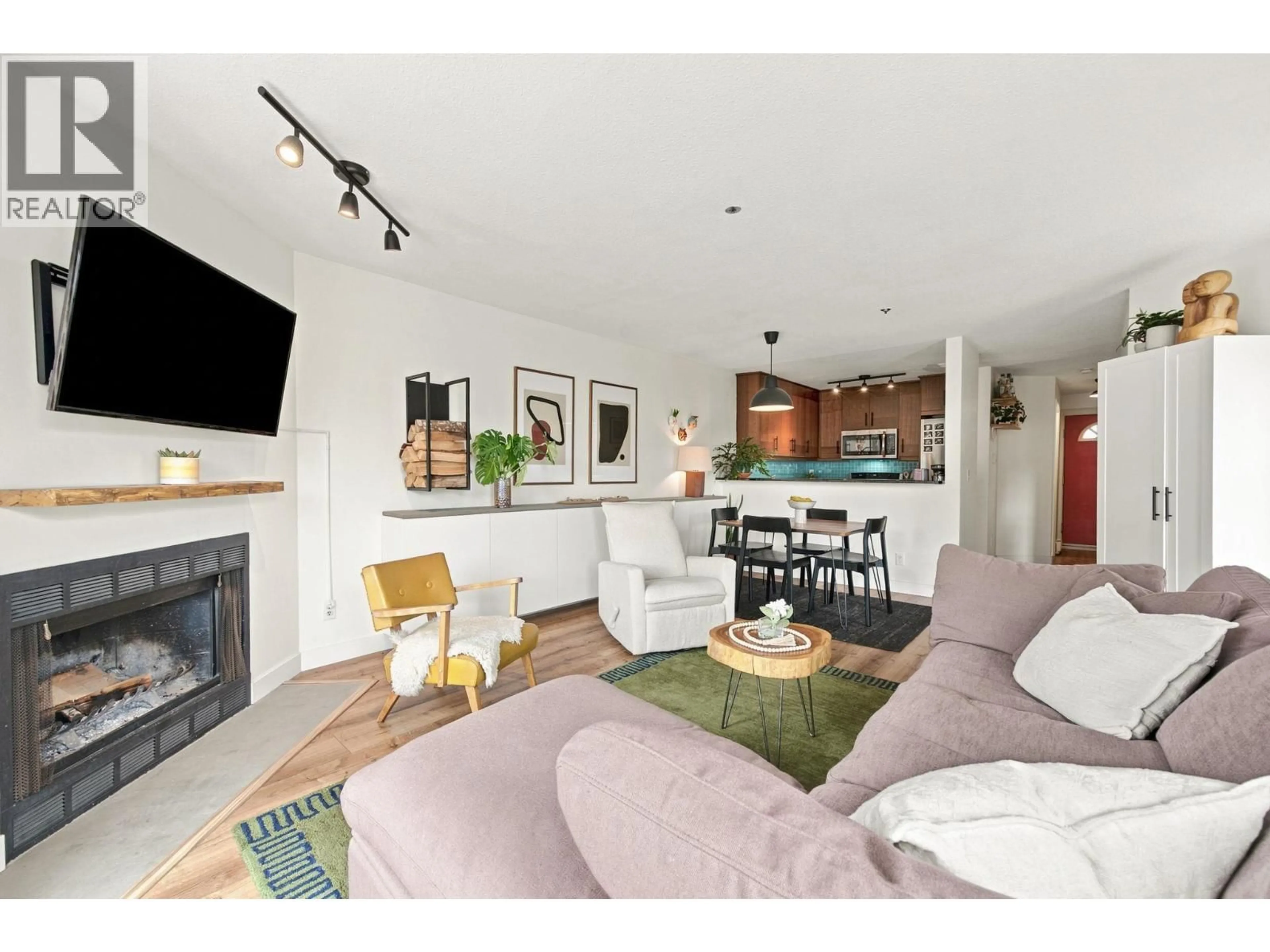 Living room with furniture, unknown for 304 - 888 13TH AVENUE, Vancouver British Columbia V5Z1P2