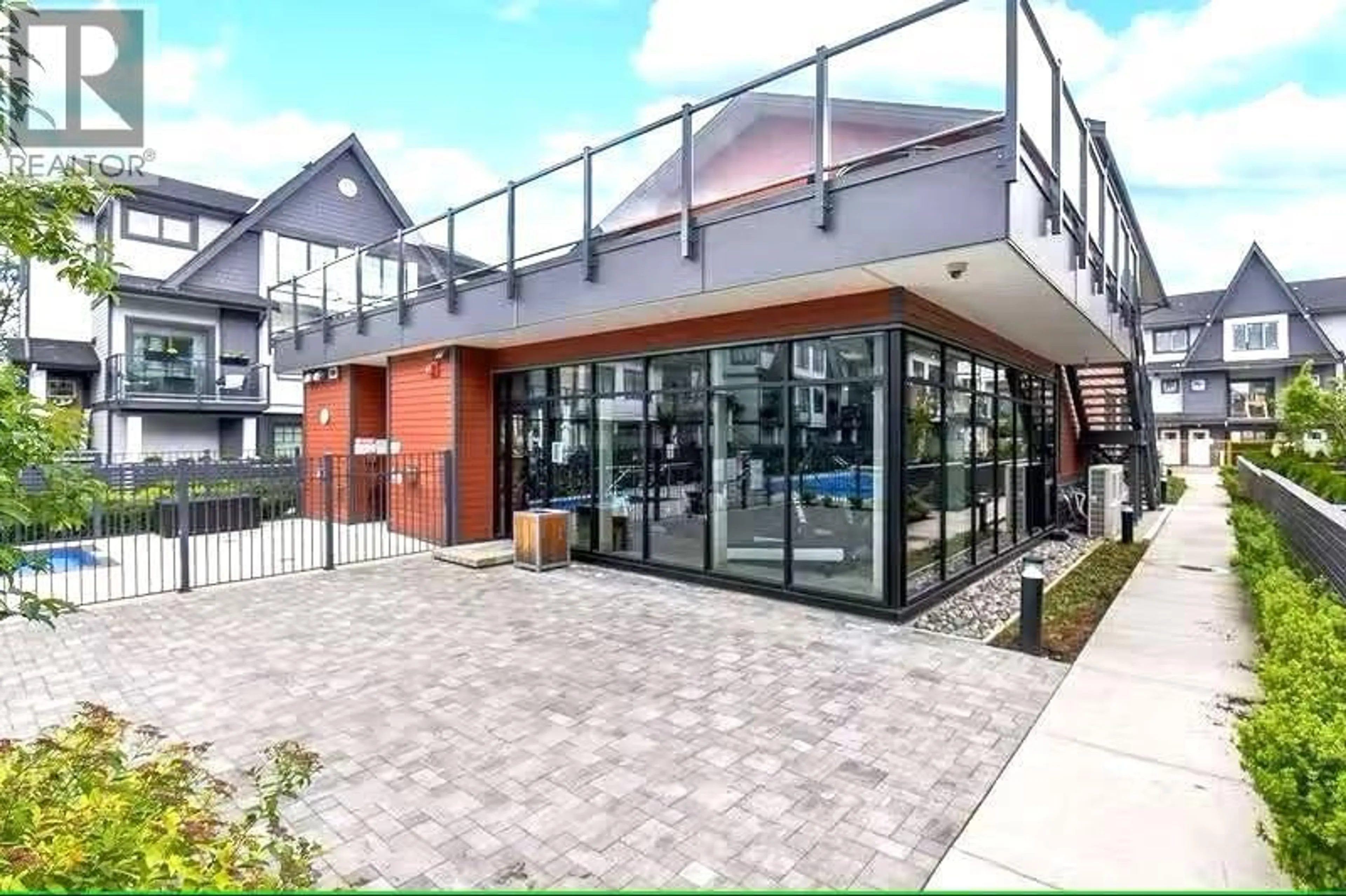 Patio, unknown for 82 - 19451 SUTTON AVENUE, Pitt Meadows British Columbia V3Y0G6