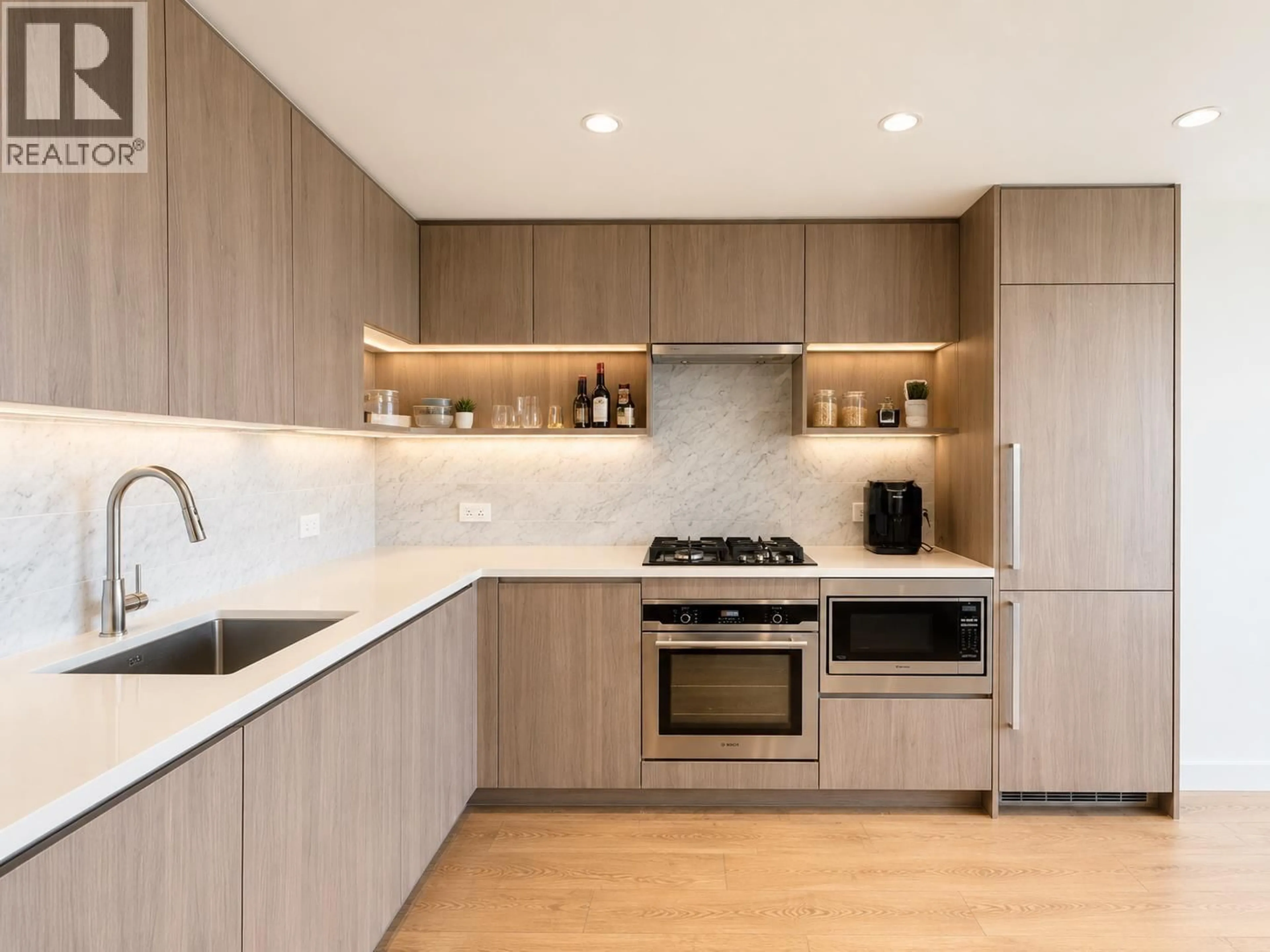 Contemporary kitchen, wood/laminate floor for 722 - 8988 PATTERSON ROAD, Richmond British Columbia V6X0R2