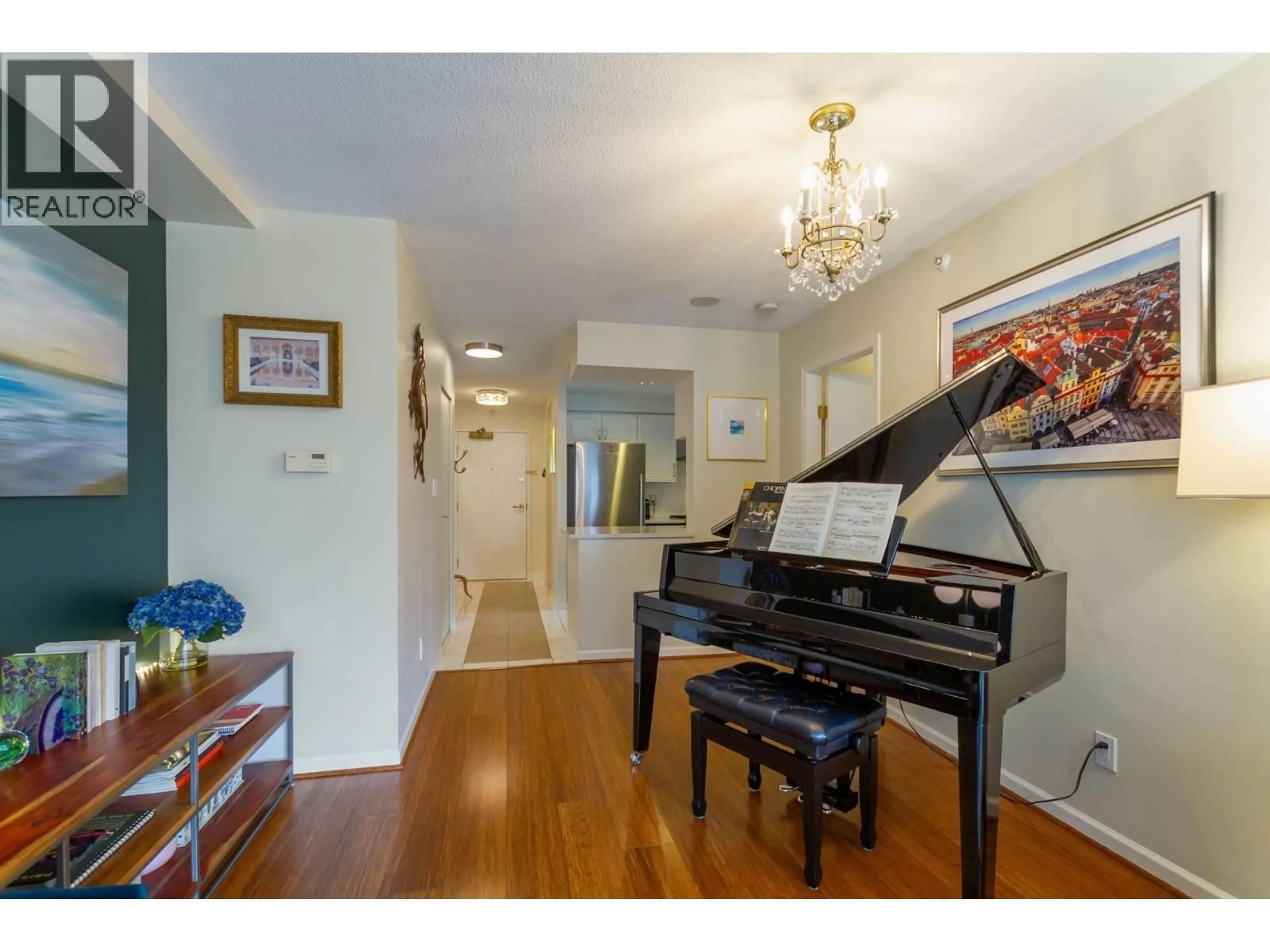 Indoor foyer for 3F - 199 DRAKE STREET, Vancouver British Columbia V6Z2T9