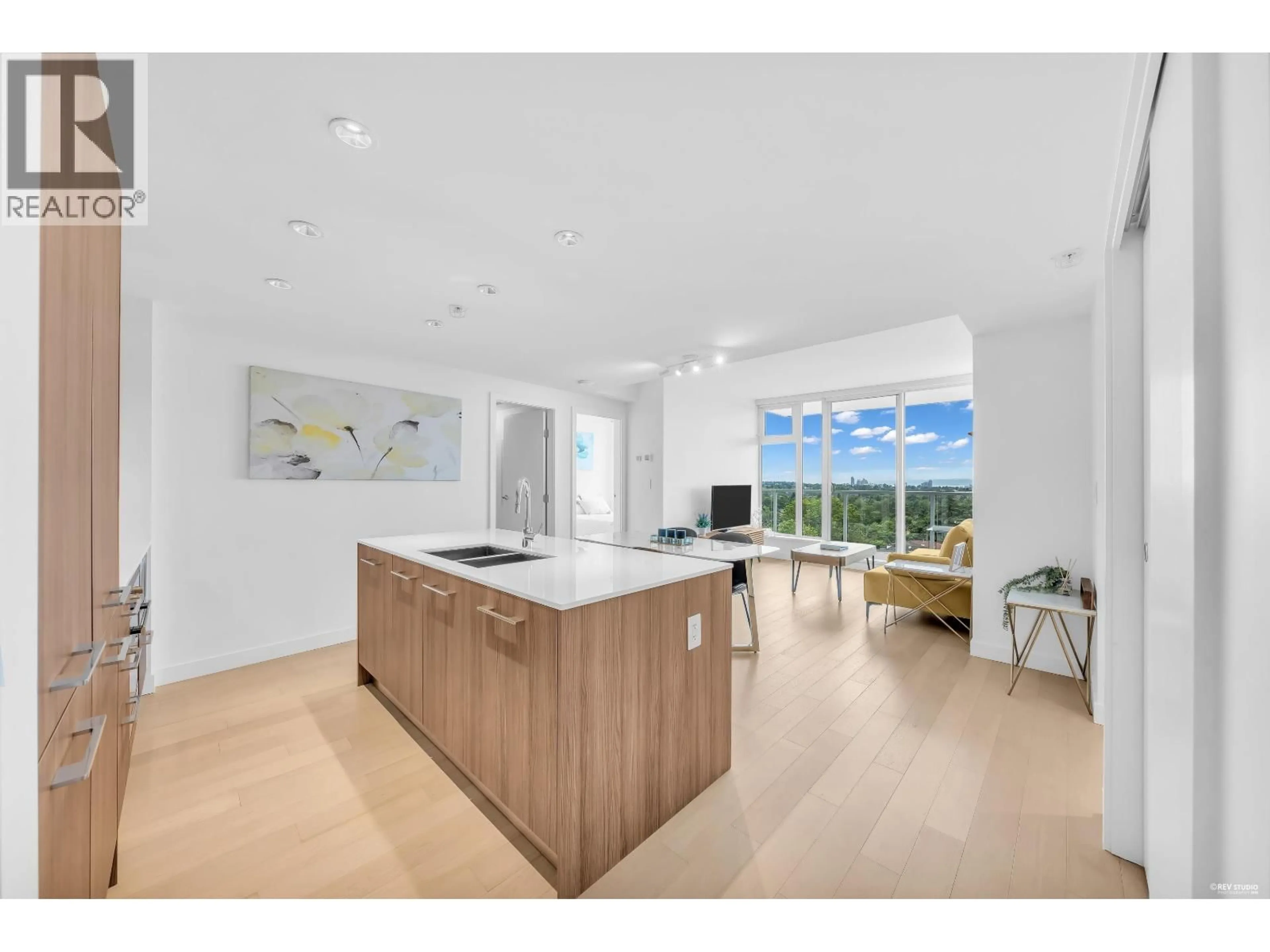 Open concept kitchen, unknown for 1105 - 4638 GLADSTONE STREET, Vancouver British Columbia V5N0G5