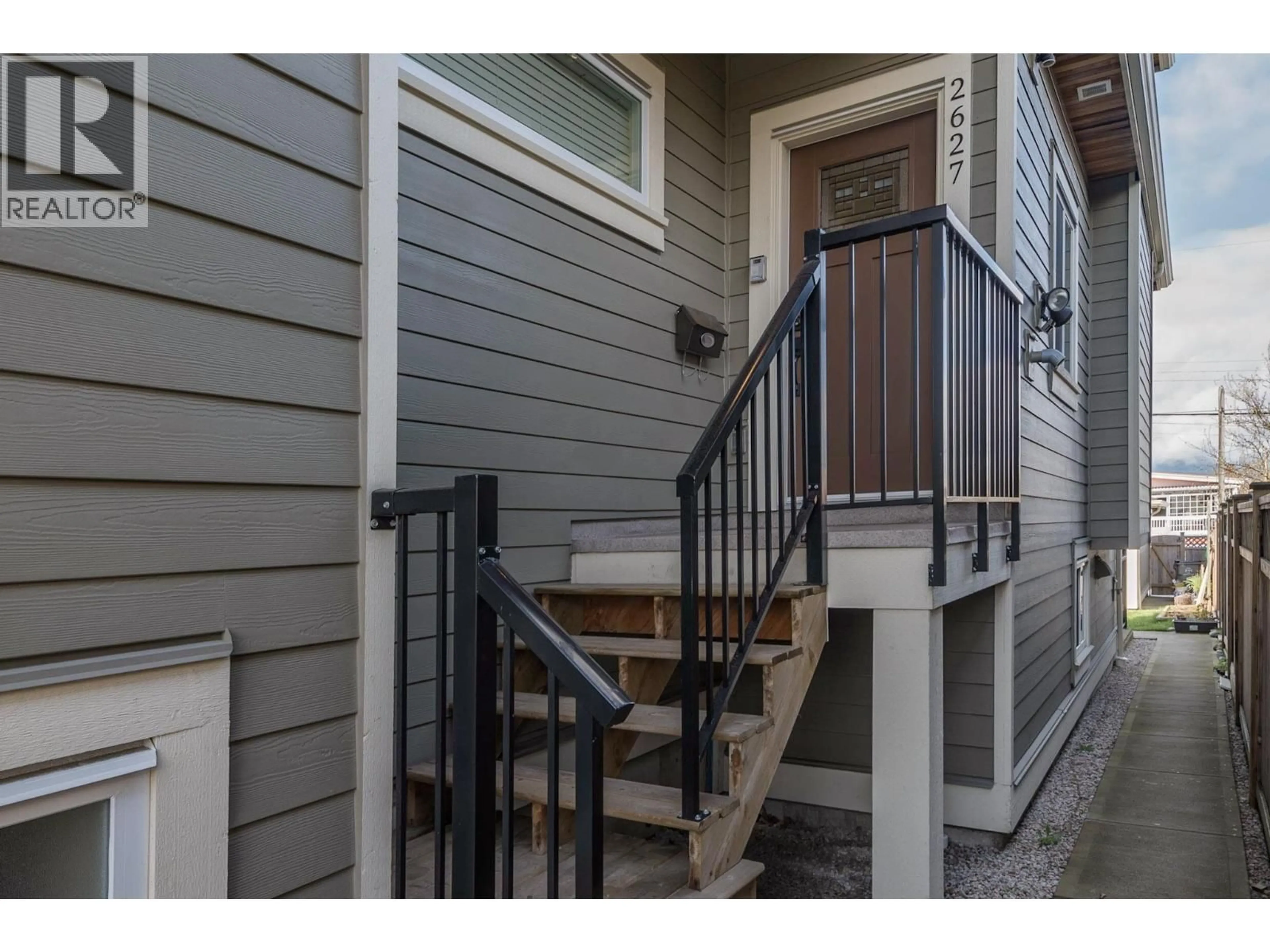 Unknown for 2627 41ST AVENUE, Vancouver British Columbia V5R2W6