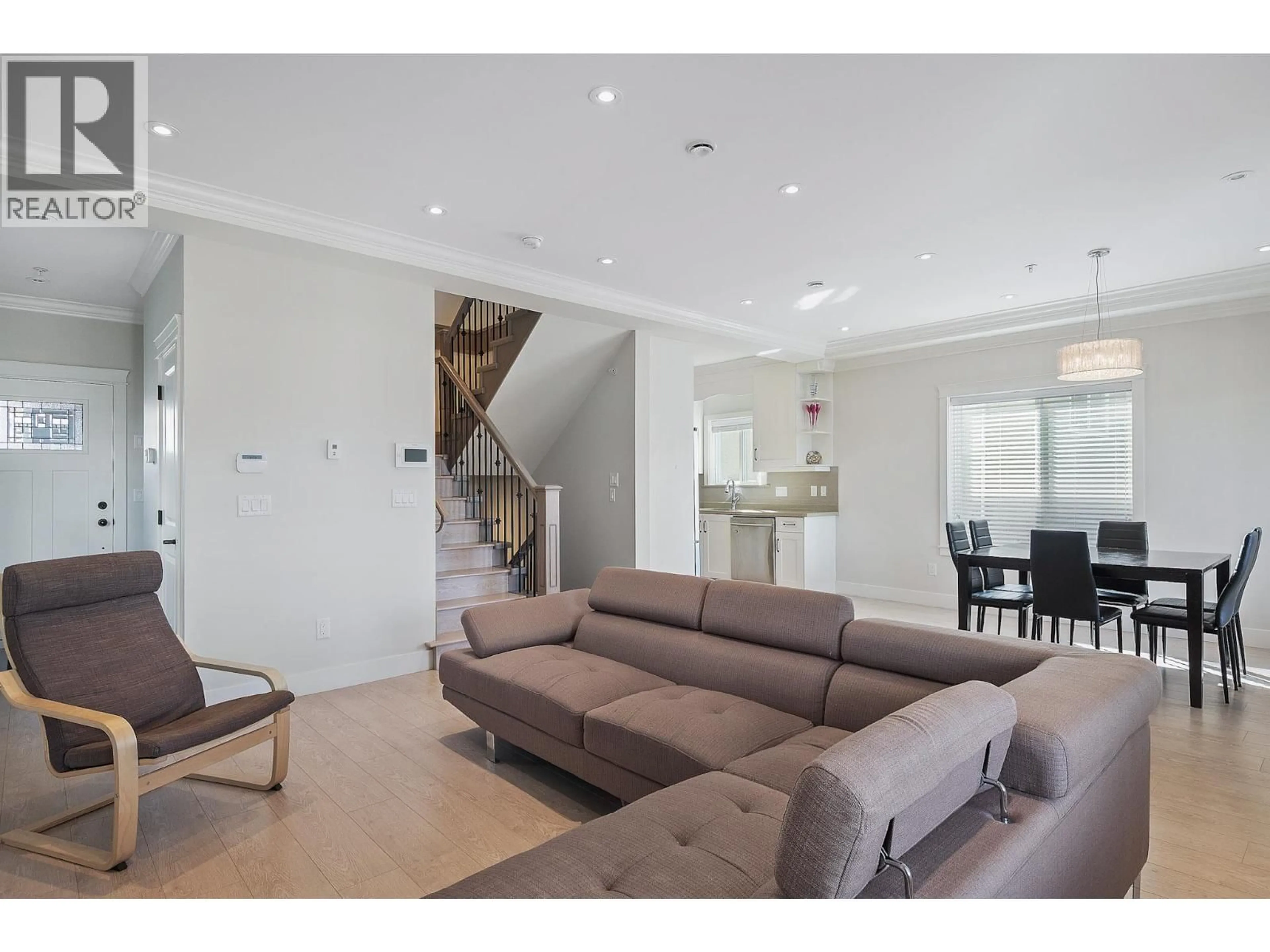 Living room with furniture, unknown for 2627 41ST AVENUE, Vancouver British Columbia V5R2W6