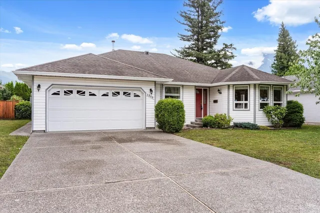 1548 CANTERBURY DRIVE, Agassiz 2