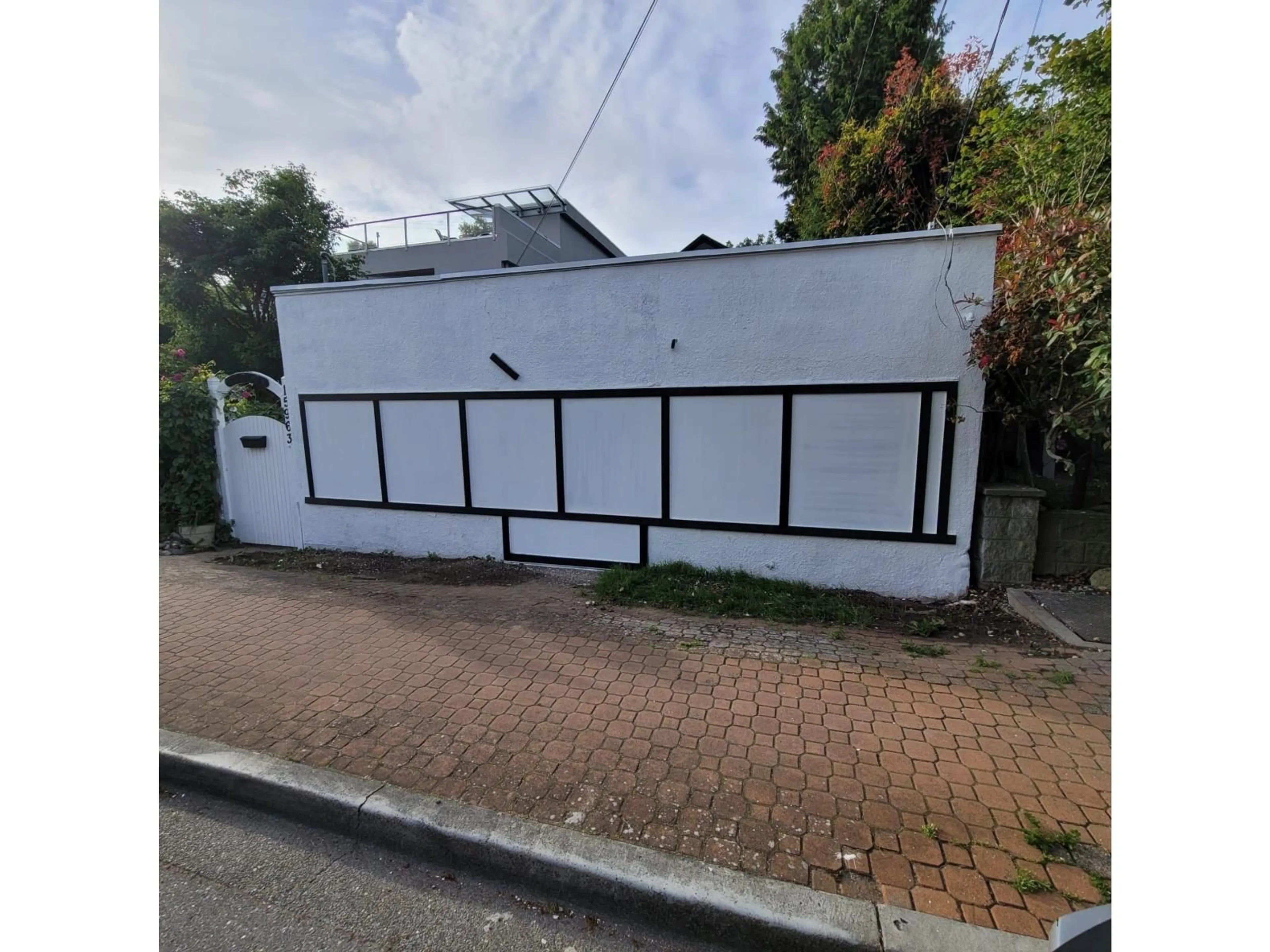 Unknown for 15963 MARINE DRIVE, White Rock British Columbia V4B1G1