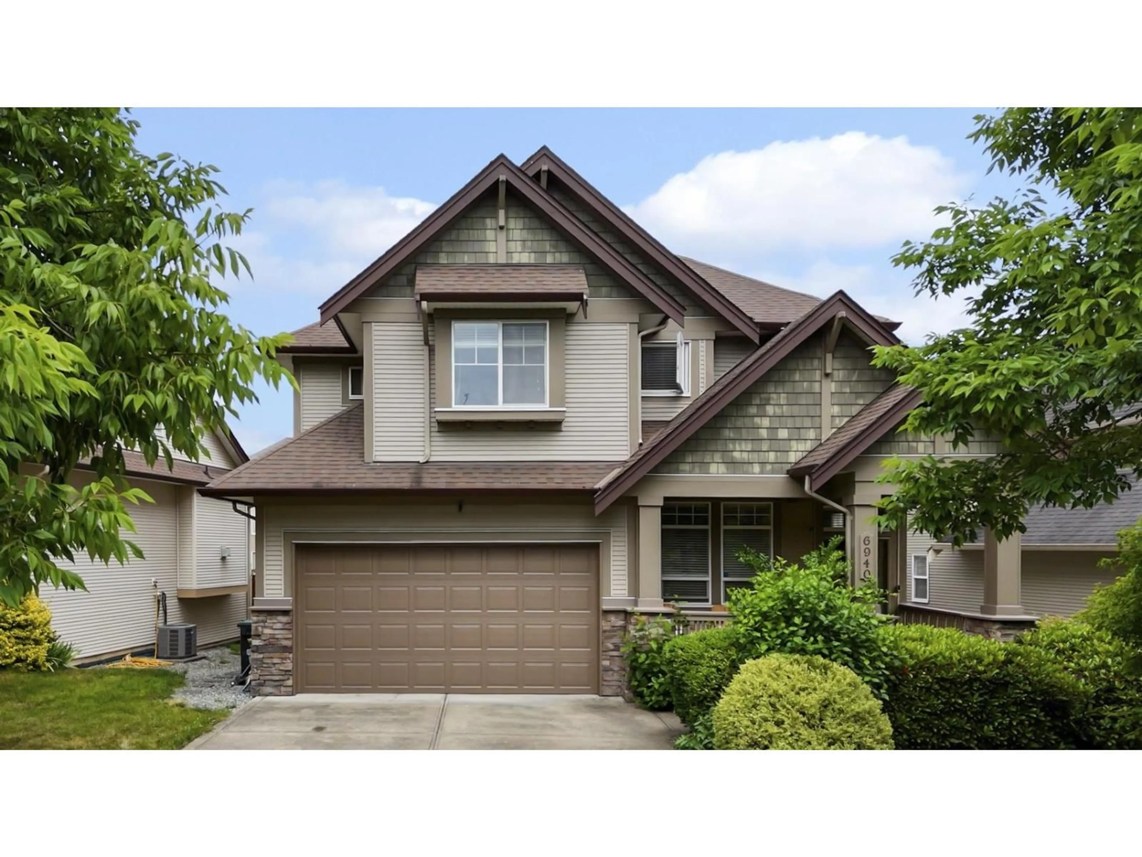 Home with vinyl exterior material, street for 6940 196B STREET, Langley British Columbia V2Y3A6