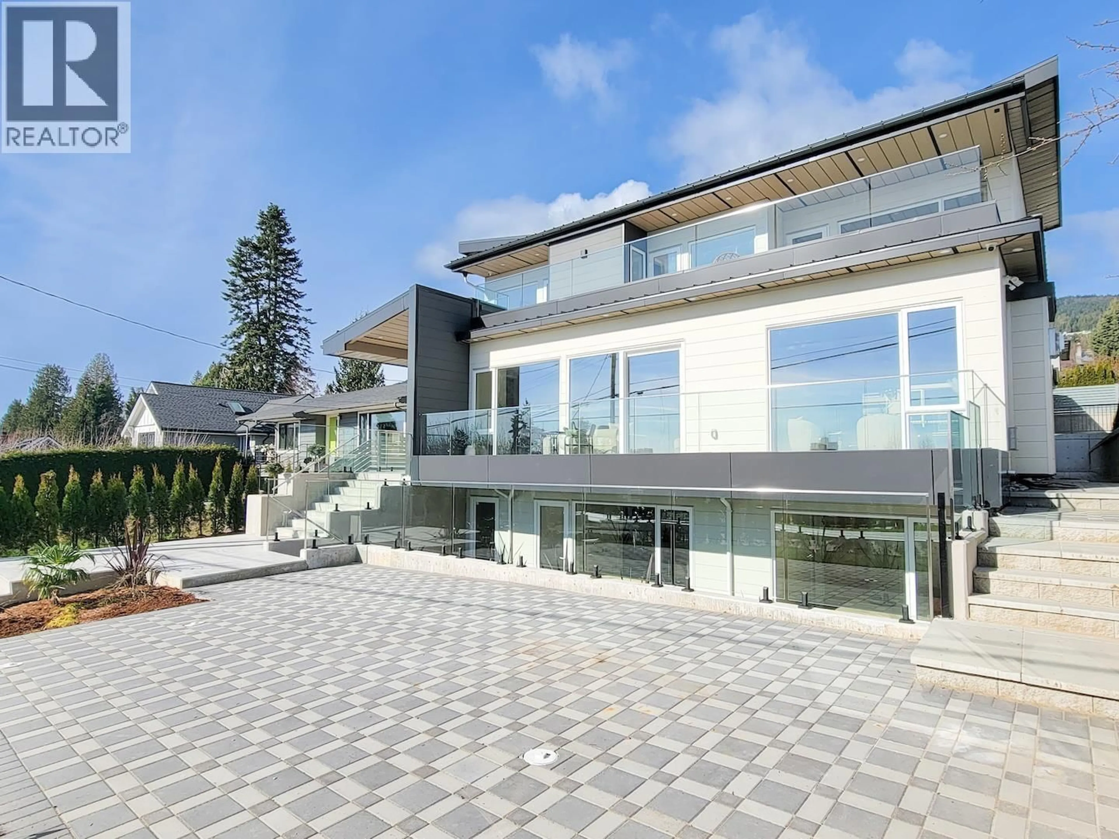 Patio, unknown for 2141 JEFFERSON AVENUE, West Vancouver British Columbia V7V2A6