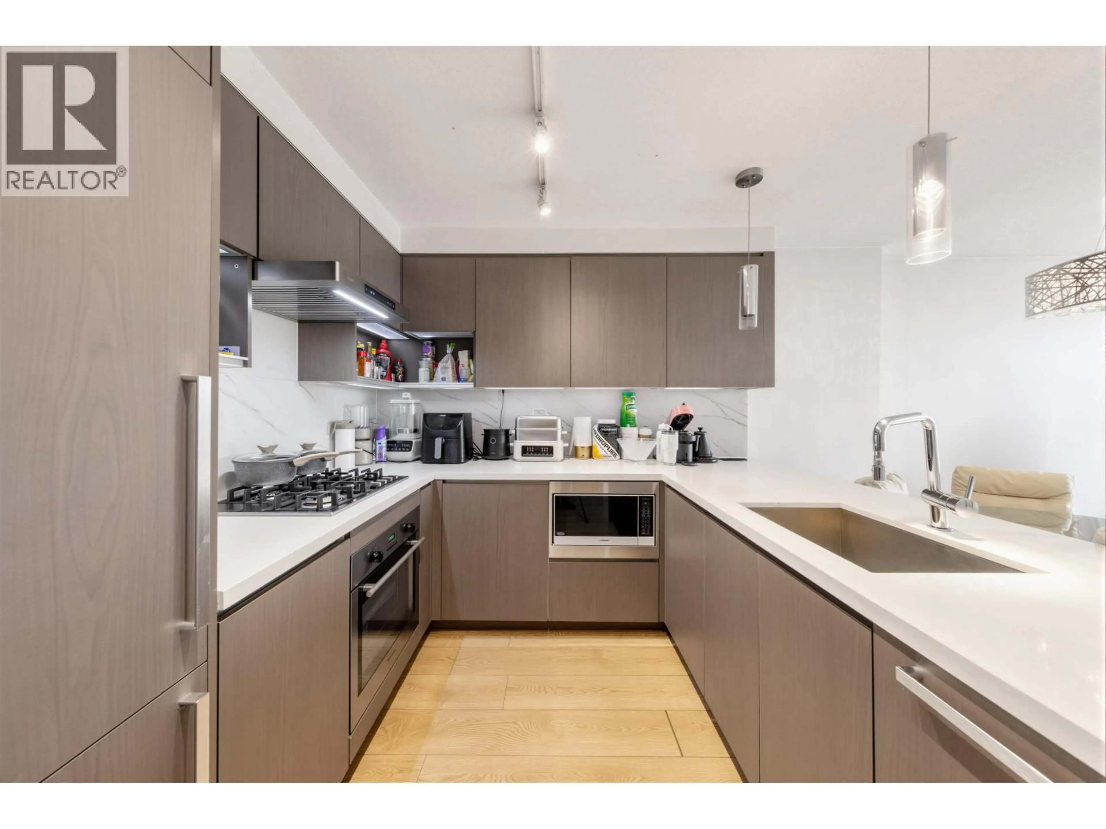 Standard kitchen, unknown for 805 - 9099 COOK ROAD, Richmond British Columbia V6Y0G5
