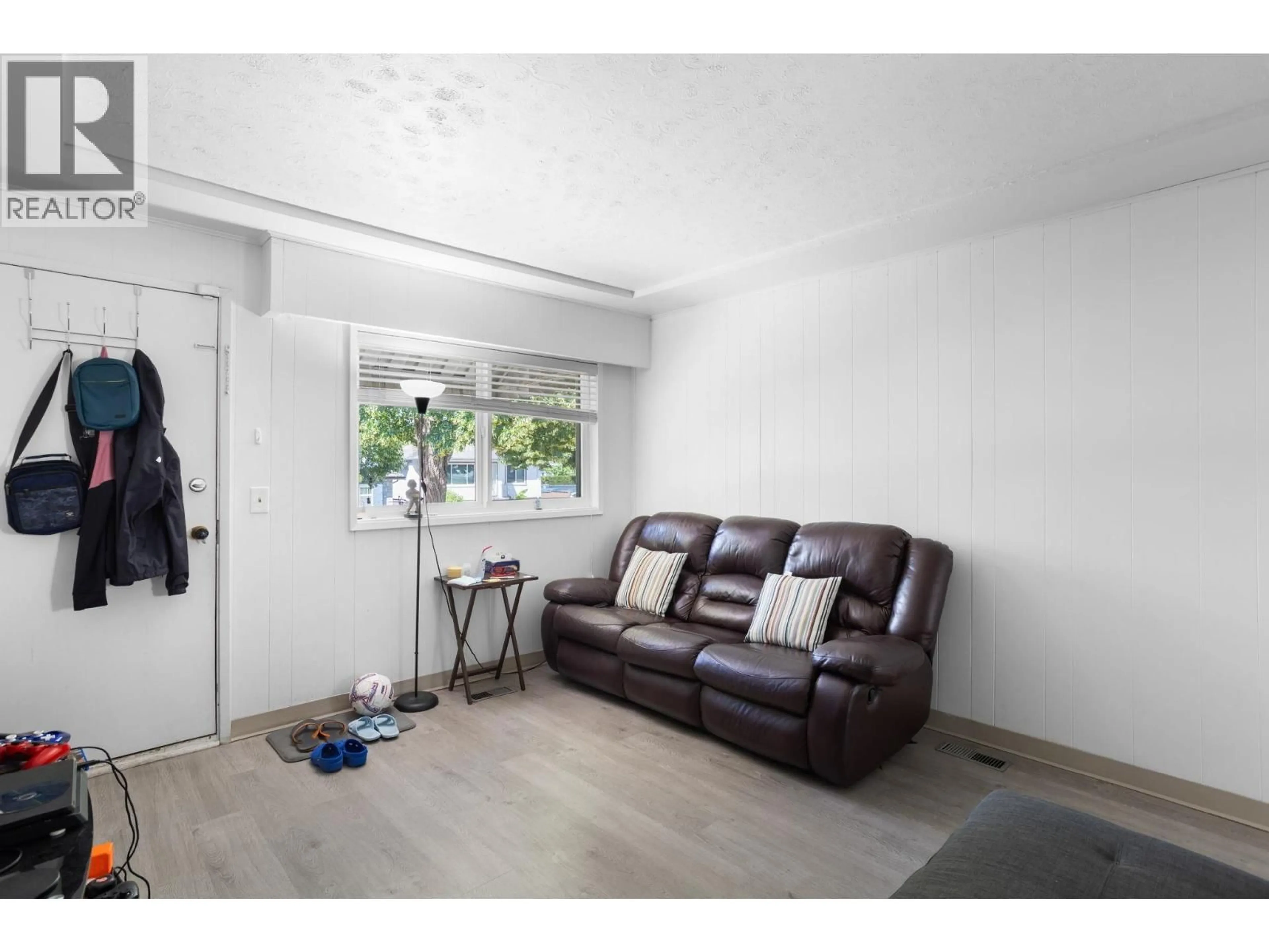 Unknown for 3186 28TH AVENUE, Vancouver British Columbia V5R1S7