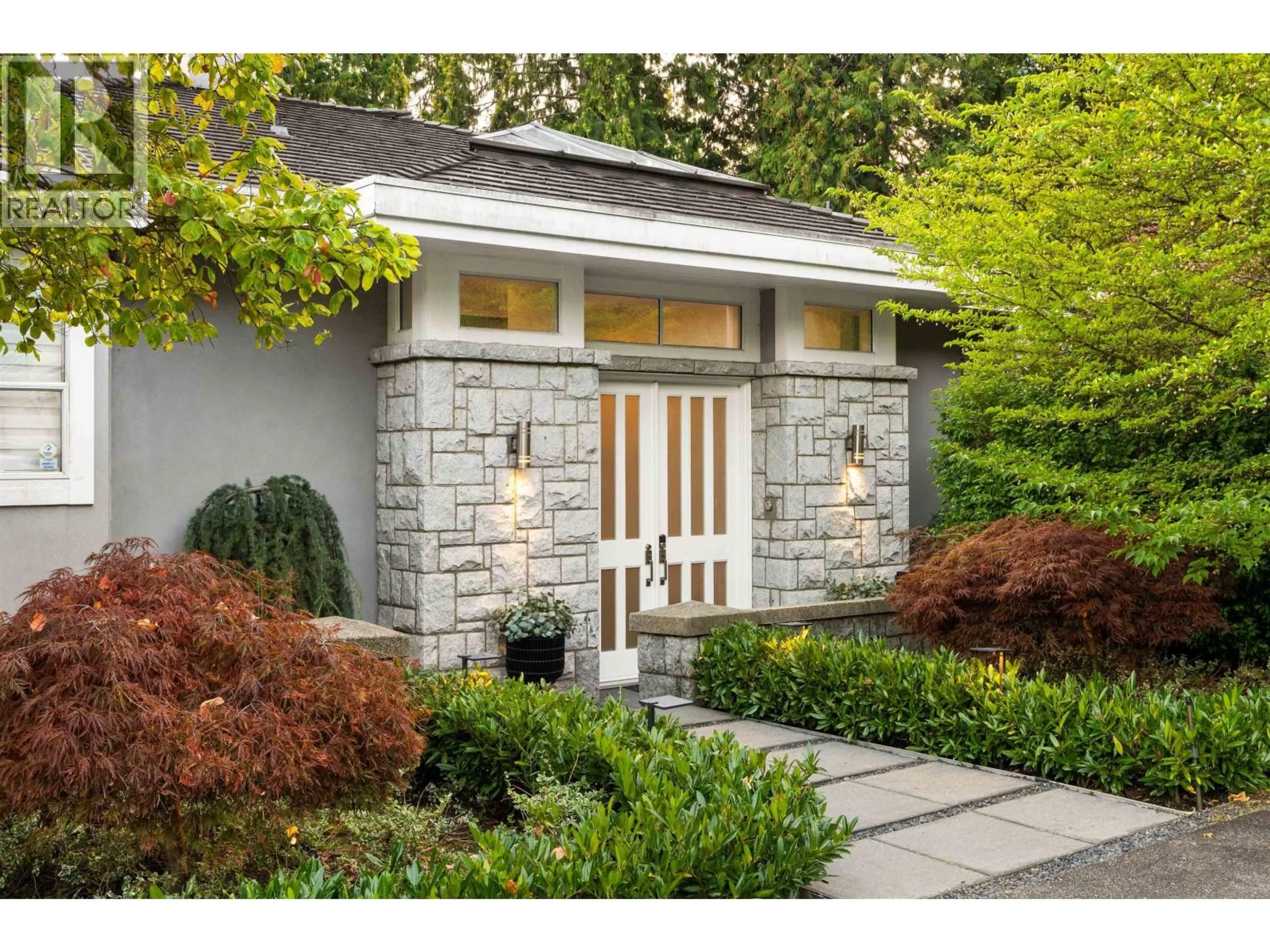 Unknown for 1590 TYROL COURT, West Vancouver British Columbia V7S3G5