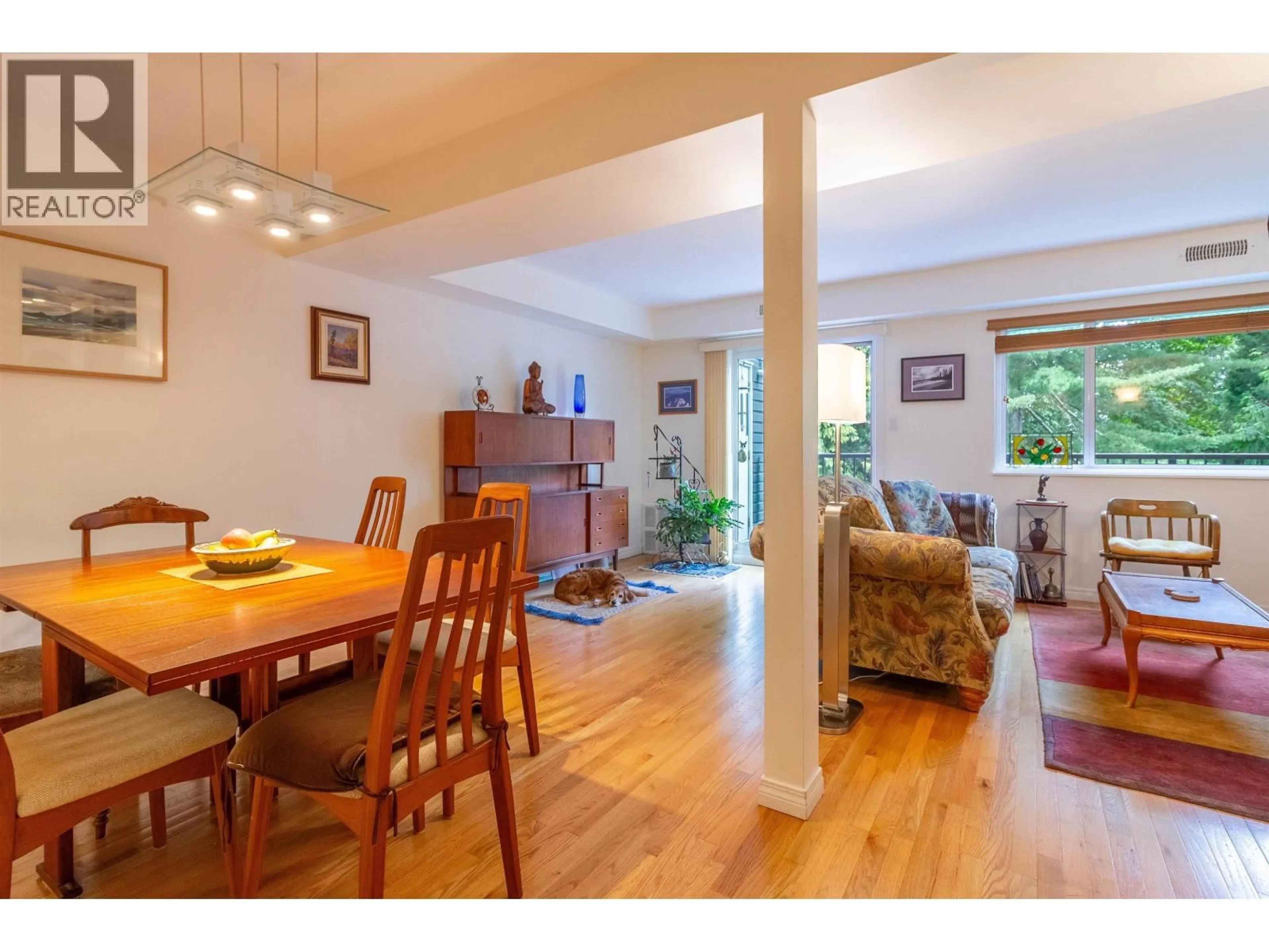Dining room, wood/laminate floor for 7348 CORONADO DRIVE, Burnaby British Columbia V5A1R1