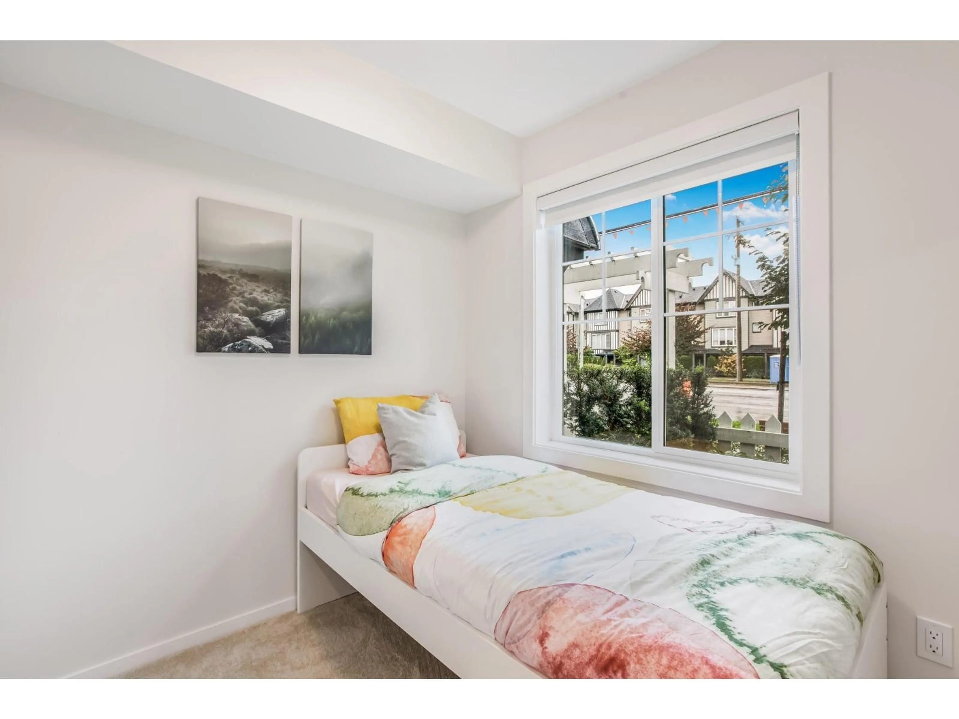 Bedroom with bed, unknown for 27 - 7919 204B STREET, Langley British Columbia V2Y3T7