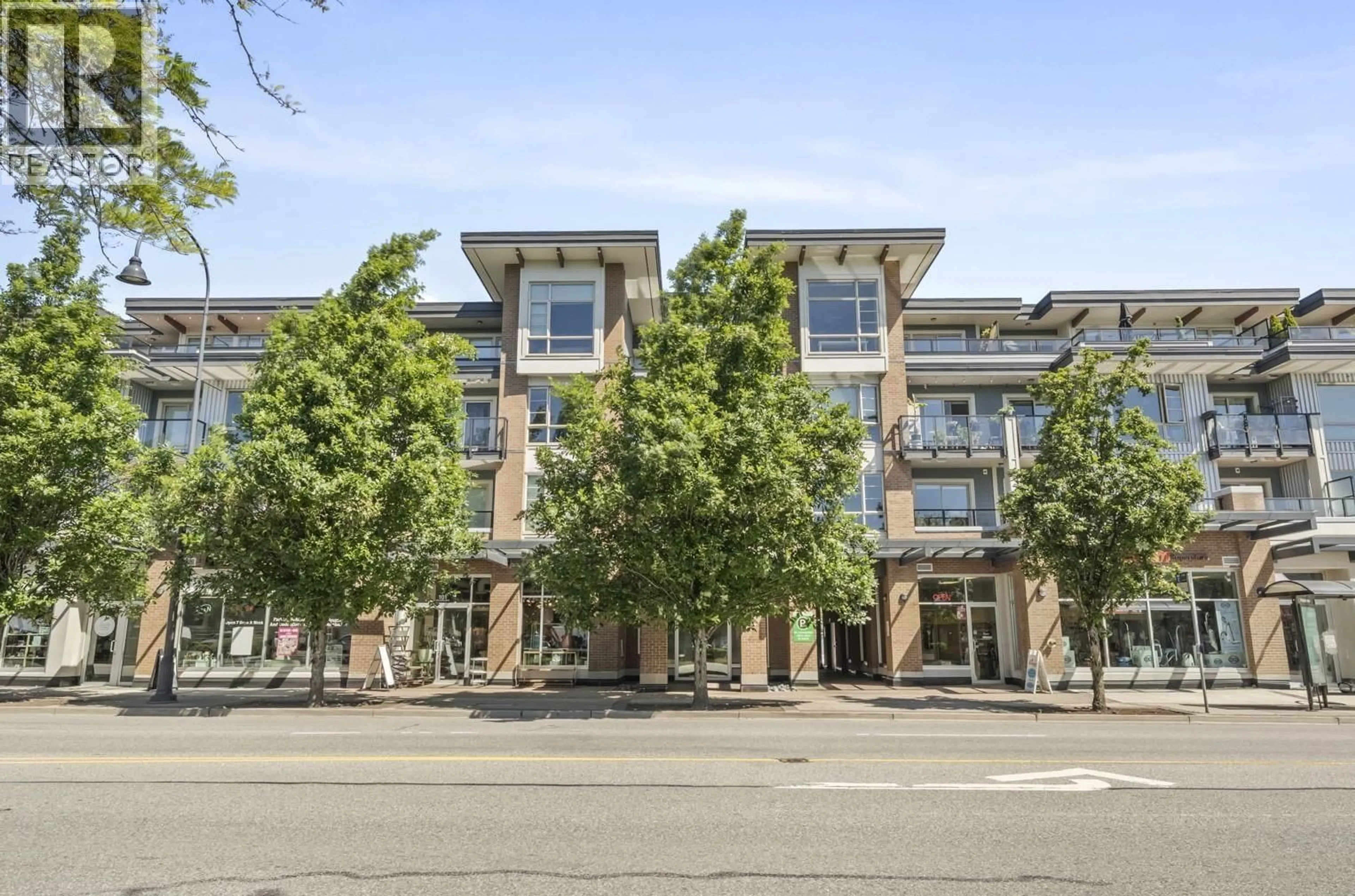 Unknown for 324 - 1330 MARINE DRIVE, North Vancouver British Columbia V7P1T4