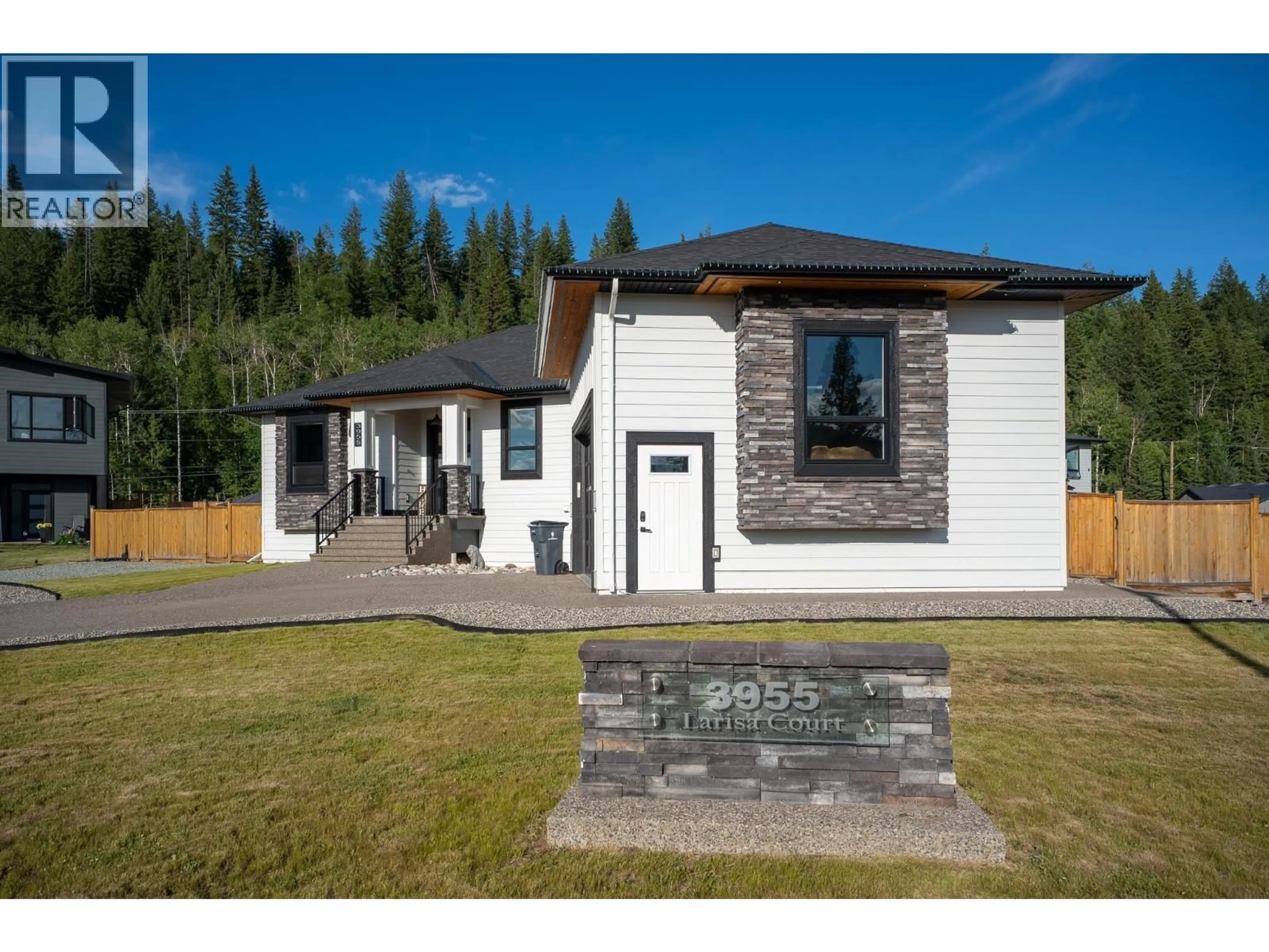 Home with vinyl exterior material, unknown for 3955 LARISA COURT, Prince George British Columbia V2K0B1