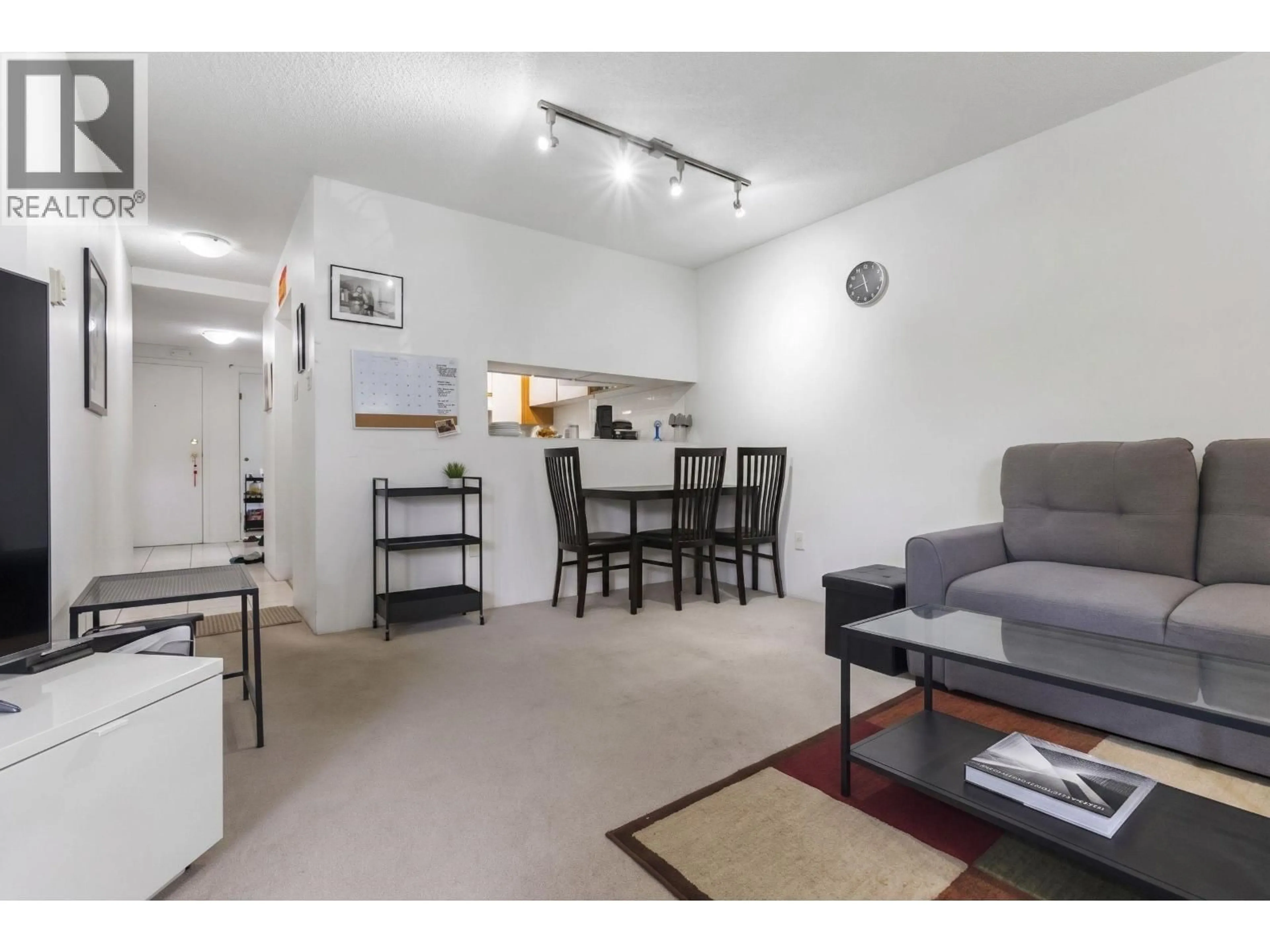 A pic of a room for 230 - 8460 ACKROYD ROAD, Richmond British Columbia V6X3E9