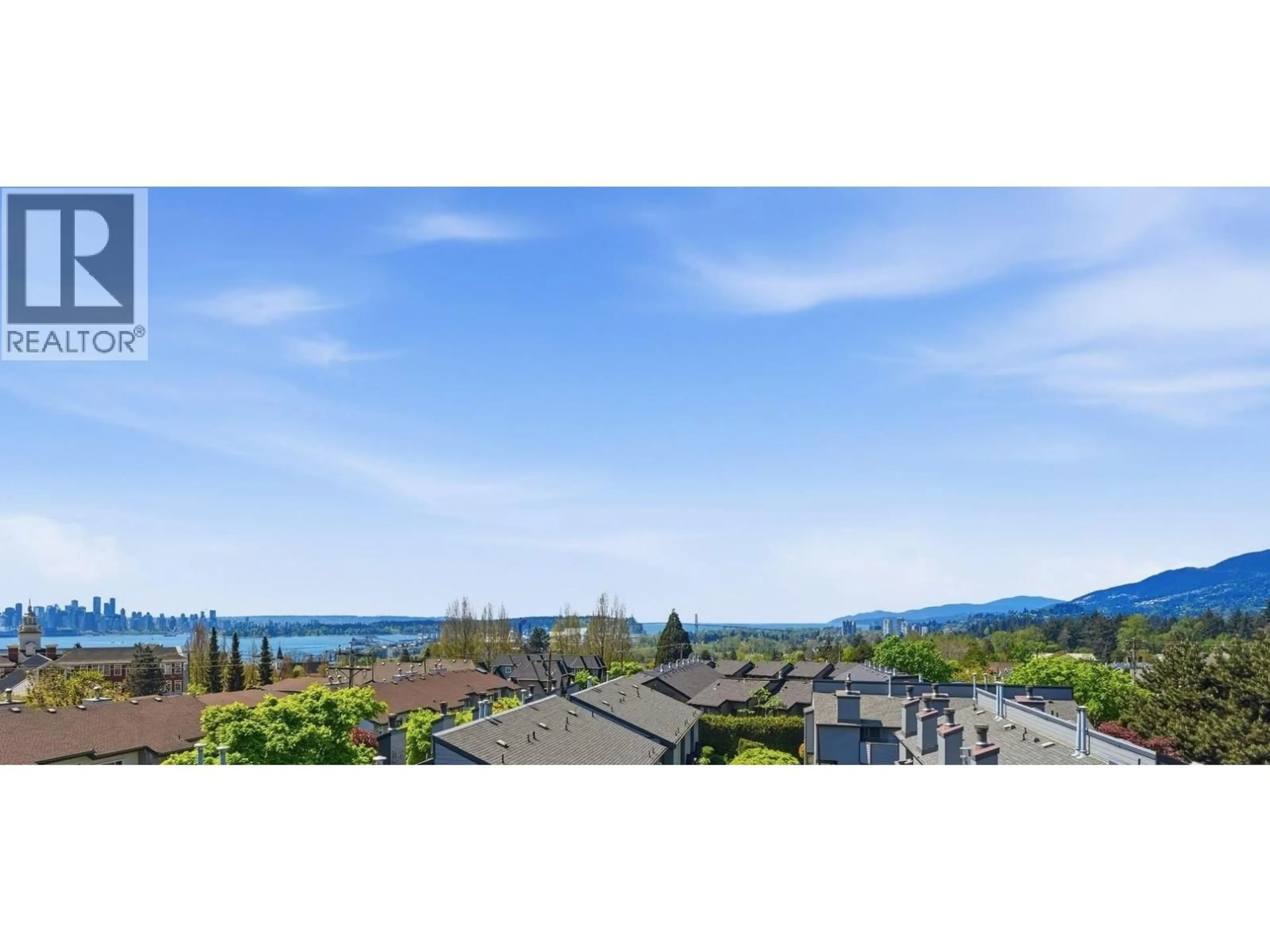A pic from outside/outdoor area/front of a property/back of a property/a pic from drone, water/lake/river/ocean view for 314 - 1345 CHESTERFIELD AVENUE, North Vancouver British Columbia V7M2N1