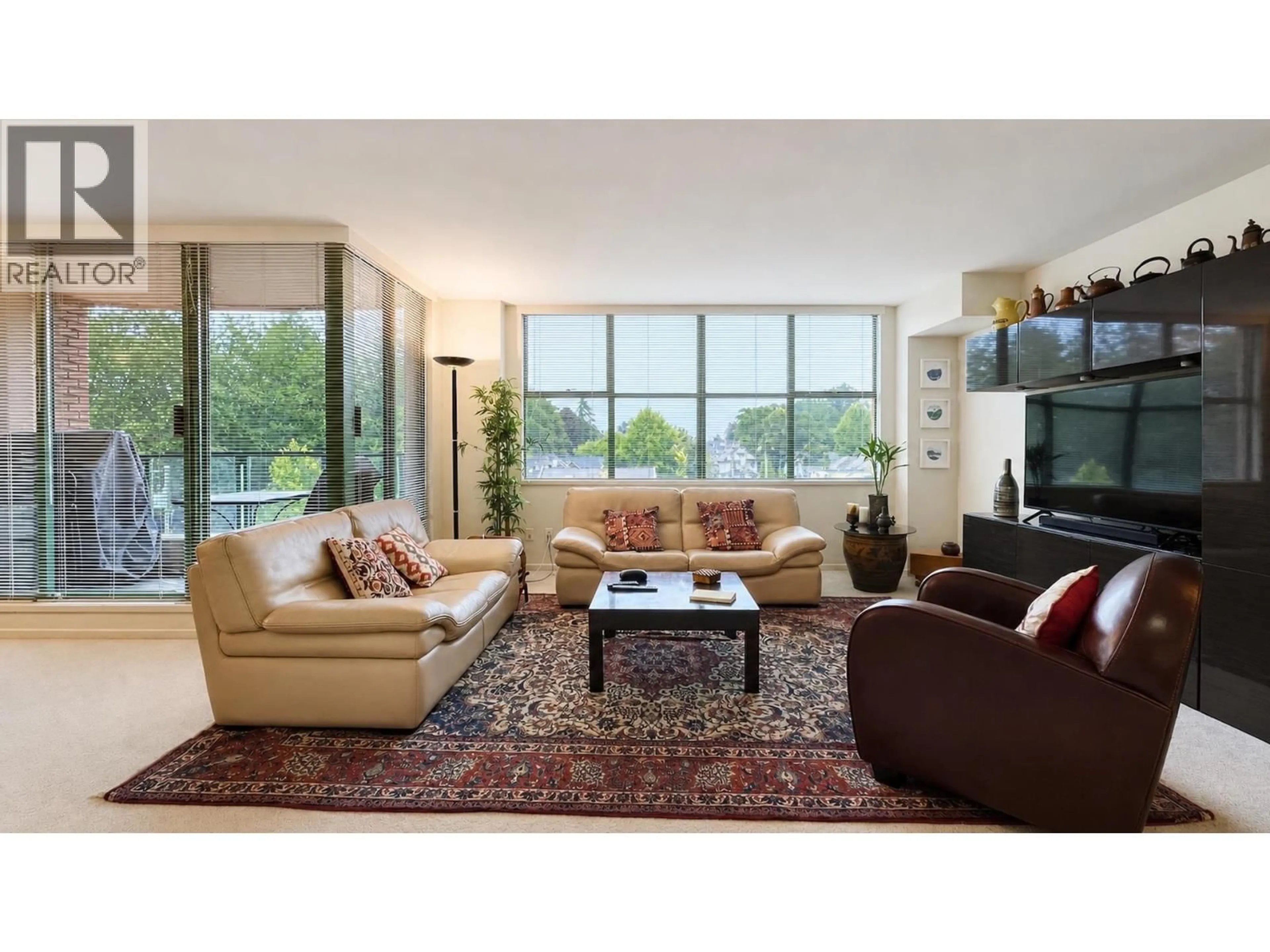 Living room with furniture, unknown for 511 - 518 14TH AVENUE, Vancouver British Columbia V5Z4N5