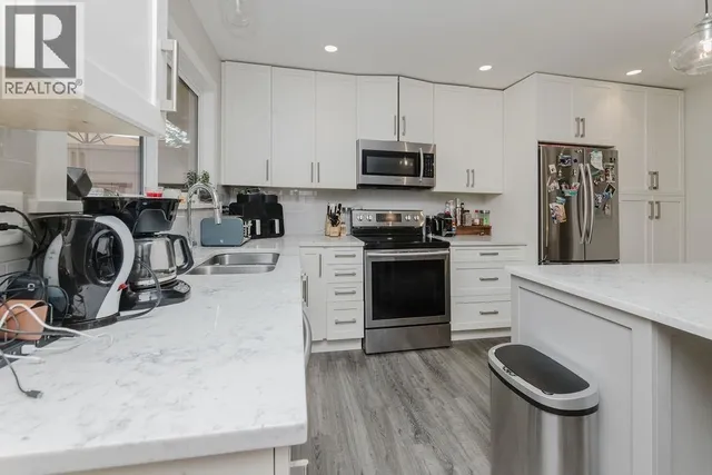 841 NORTH ROAD, Gibsons 5