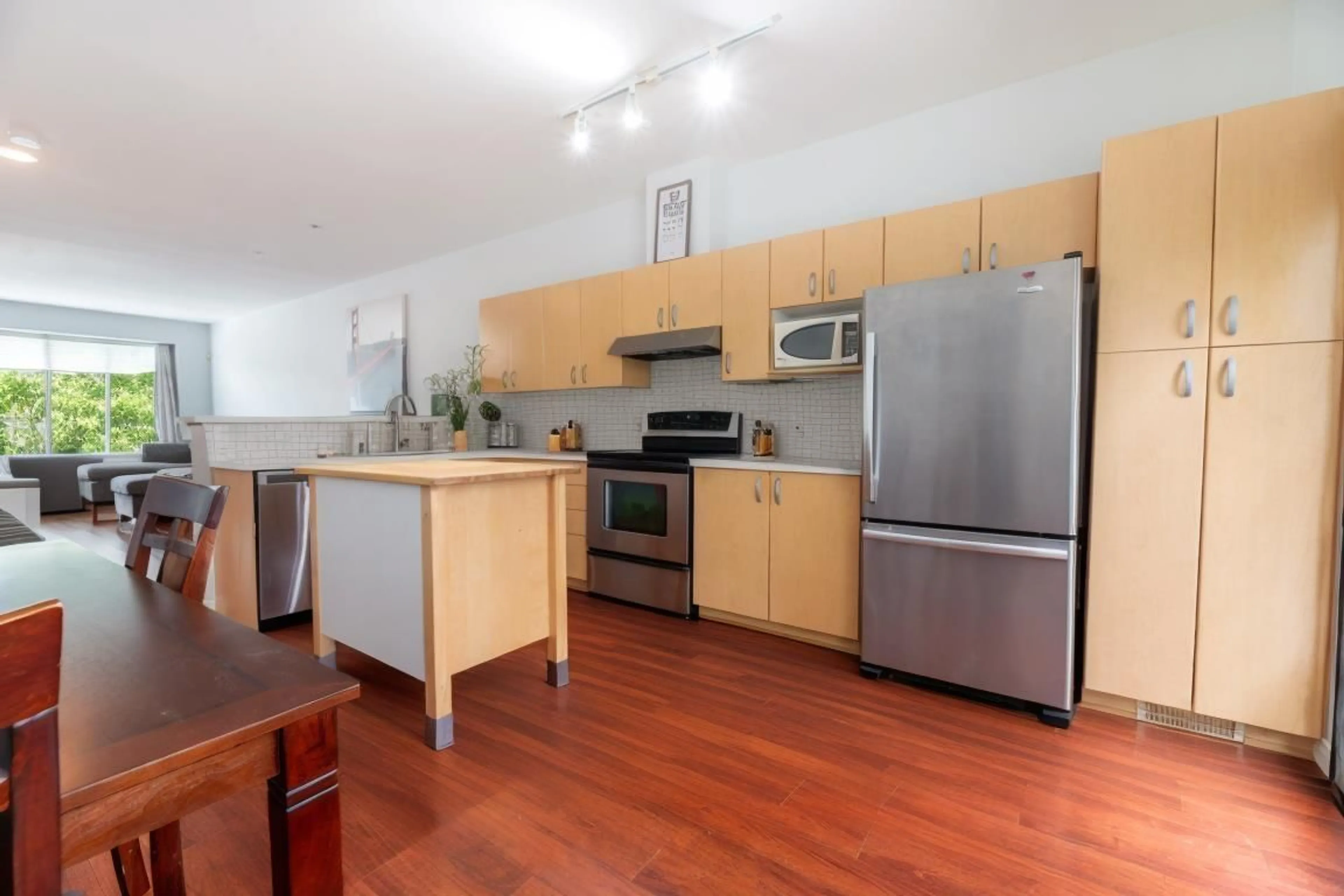 Unknown for 8 - 18839 69 AVENUE, Surrey British Columbia V4N5S7