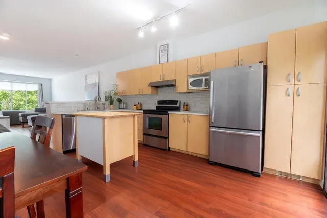 8 - 18839 69 AVENUE, Surrey 4