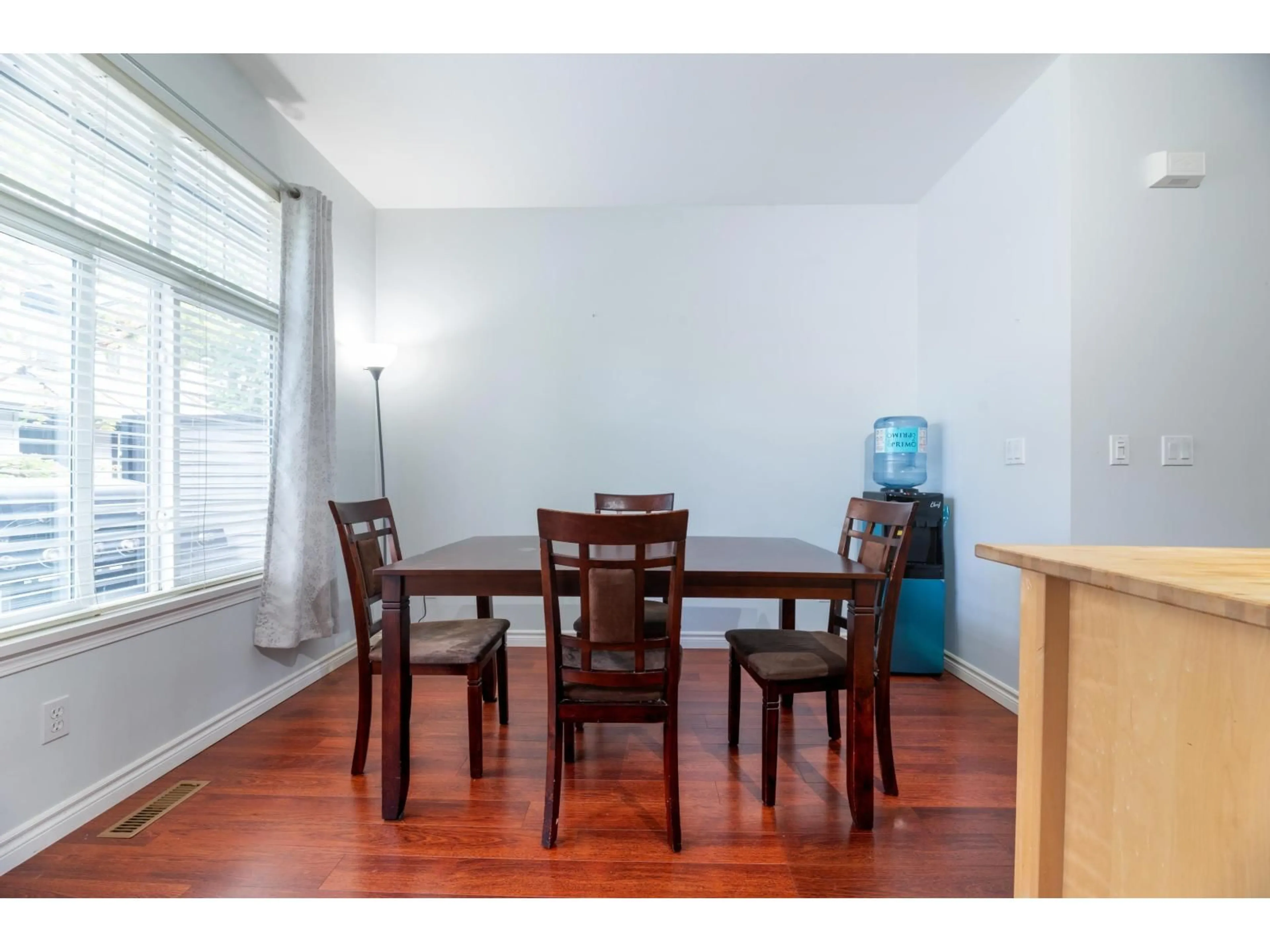 Dining room, wood/laminate floor for 8 - 18839 69 AVENUE, Surrey British Columbia V4N5S7
