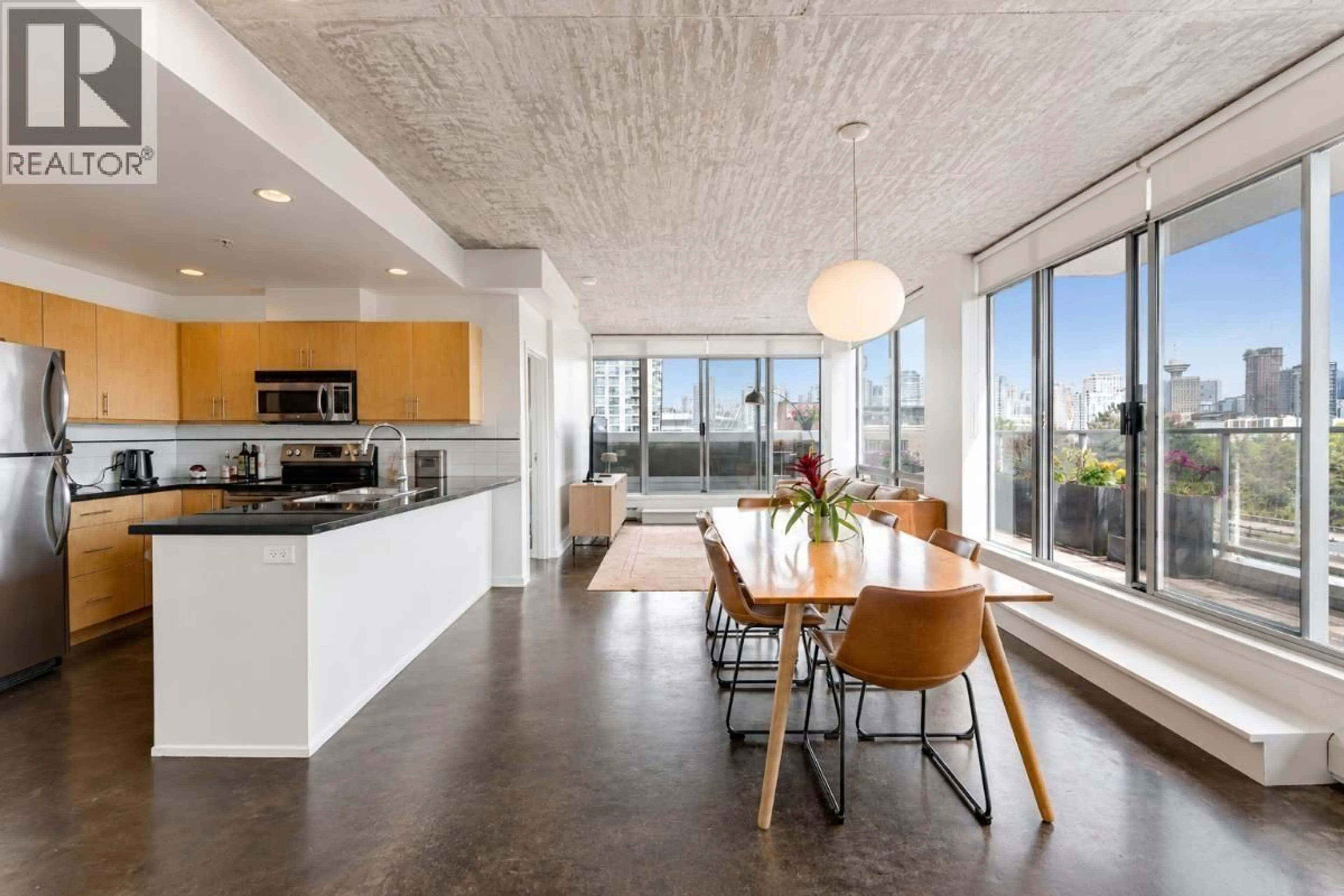 Open concept kitchen, unknown for 801 - 919 STATION STREET, Vancouver British Columbia V6A4L9