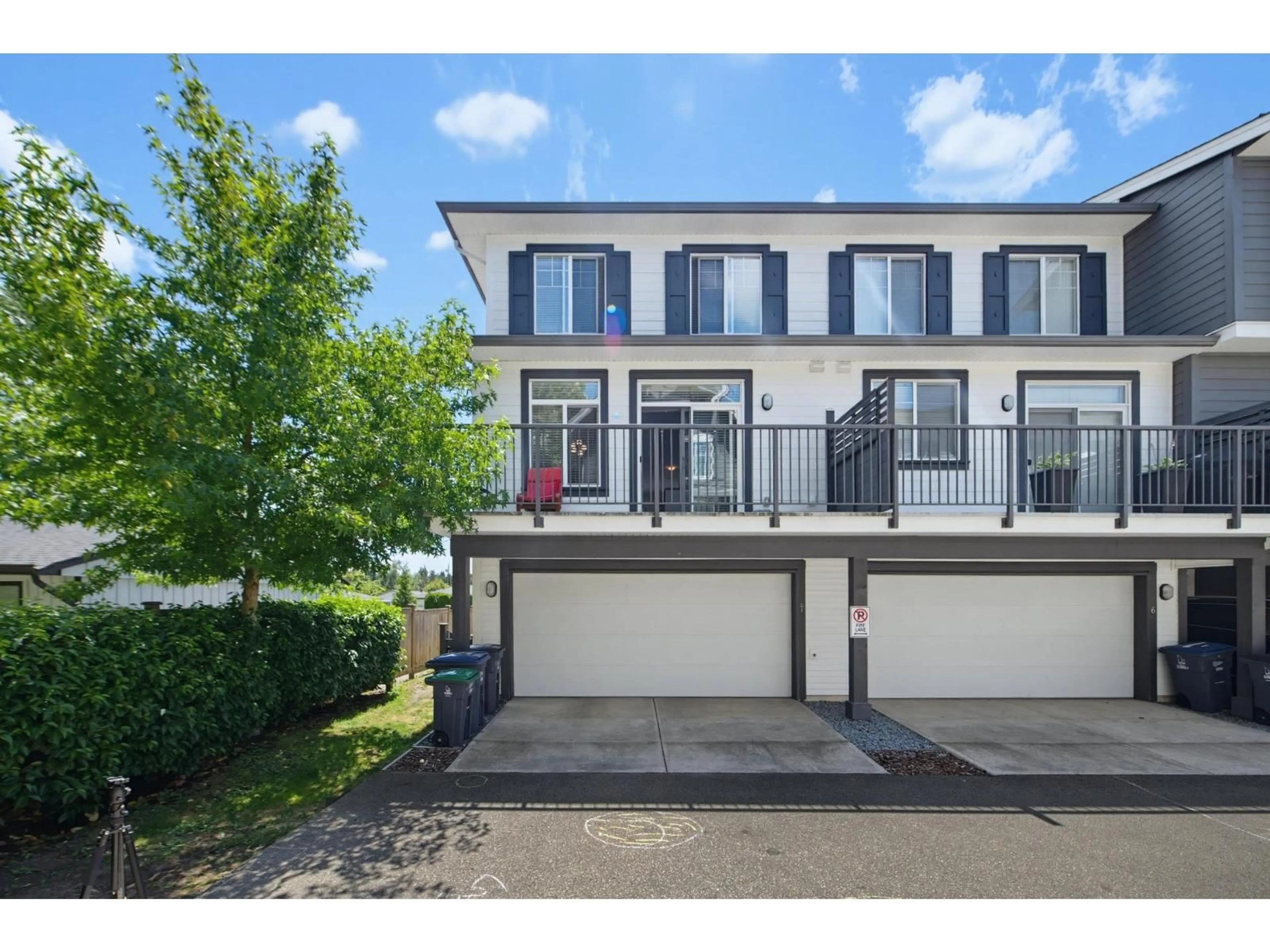 A pic from outside/outdoor area/front of a property/back of a property/a pic from drone, street for 7 - 16357 15 AVENUE, Surrey British Columbia V4A0C2