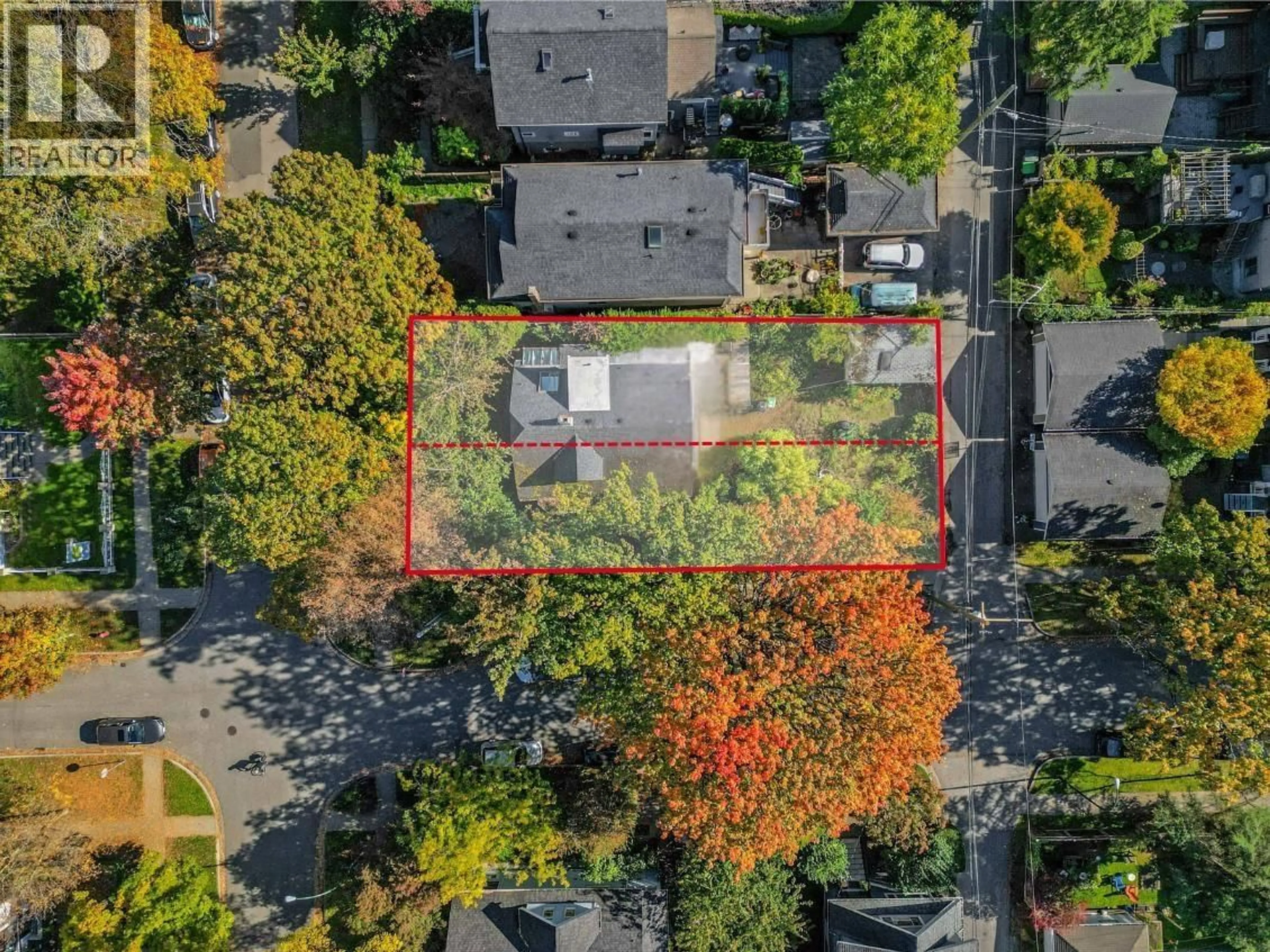 A pic from outside/outdoor area/front of a property/back of a property/a pic from drone, street for 3500 ASH STREET, Vancouver British Columbia V5Z3E7