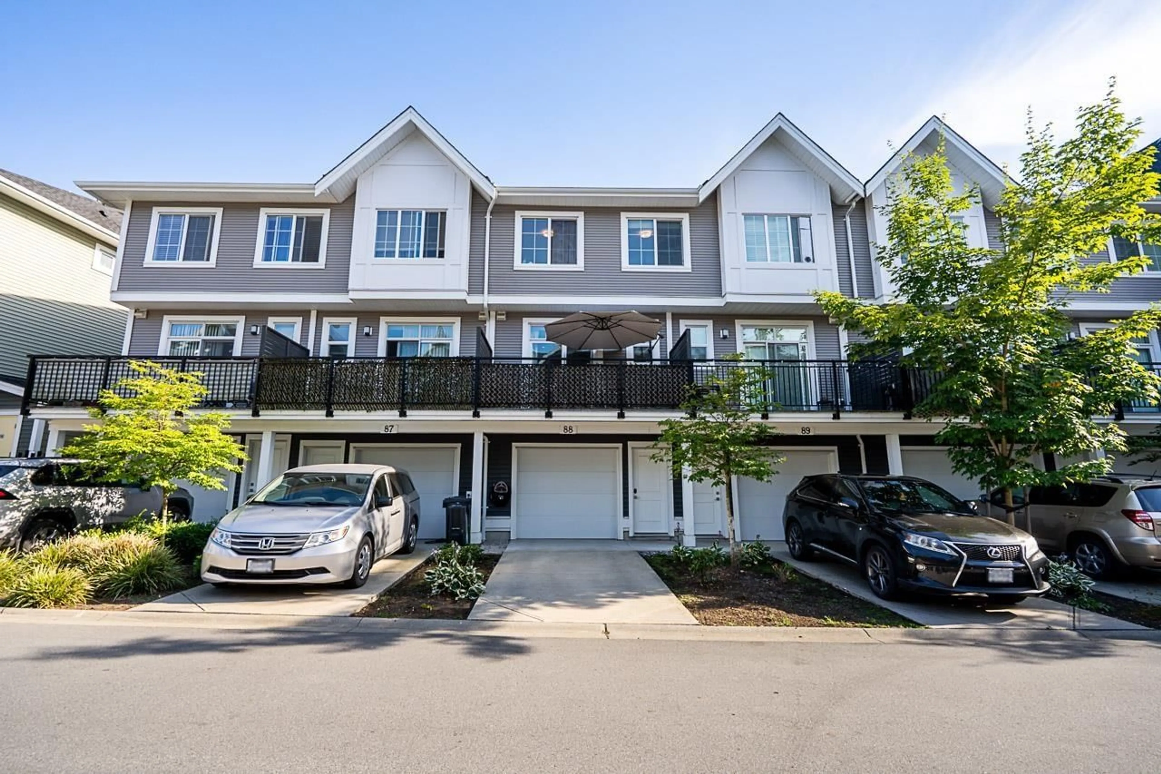 A pic from outside/outdoor area/front of a property/back of a property/a pic from drone, street for 88 - 20180 84 AVENUE, Langley British Columbia V2Y3N5