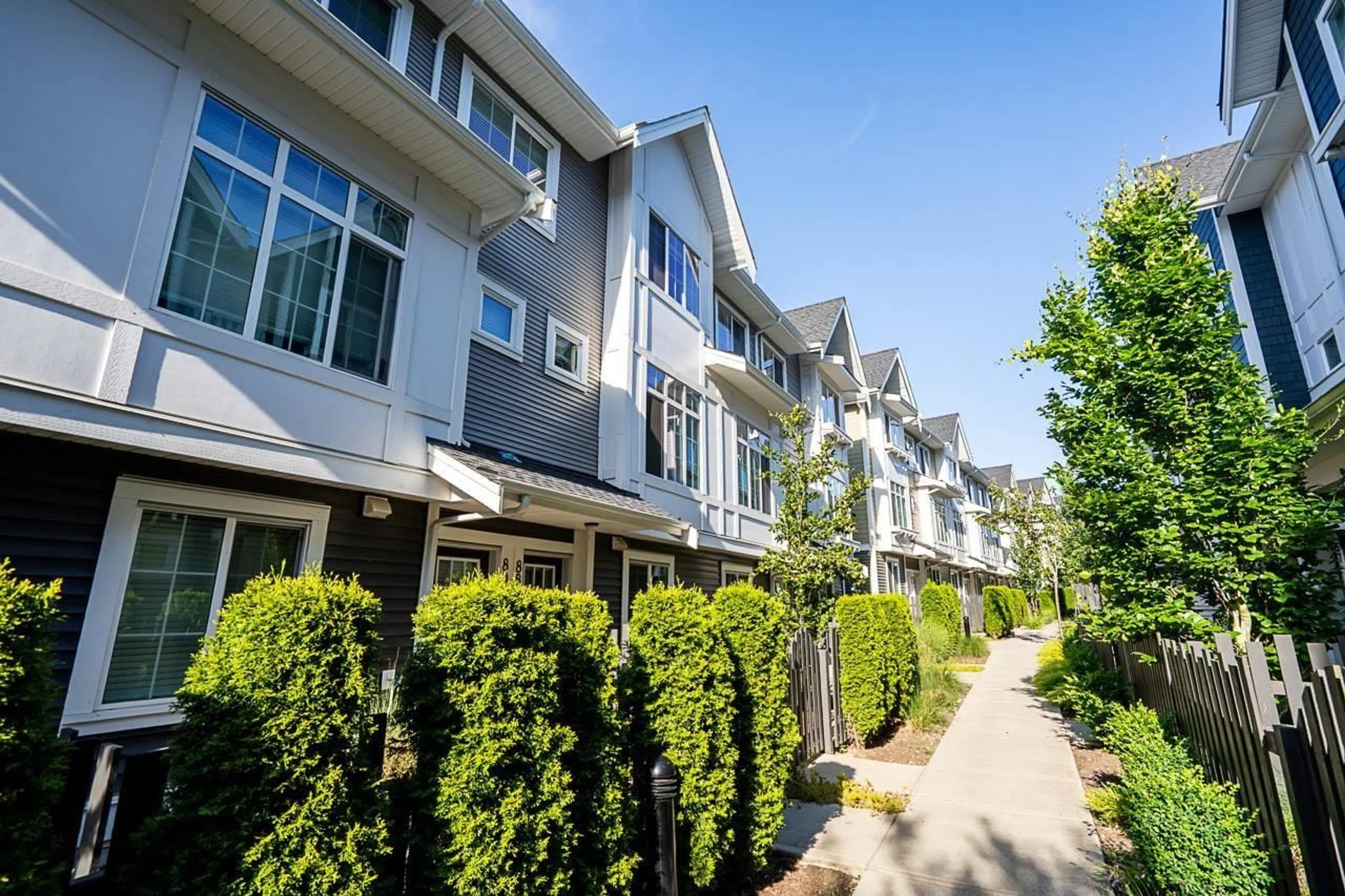 Patio, street for 88 - 20180 84 AVENUE, Langley British Columbia V2Y3N5