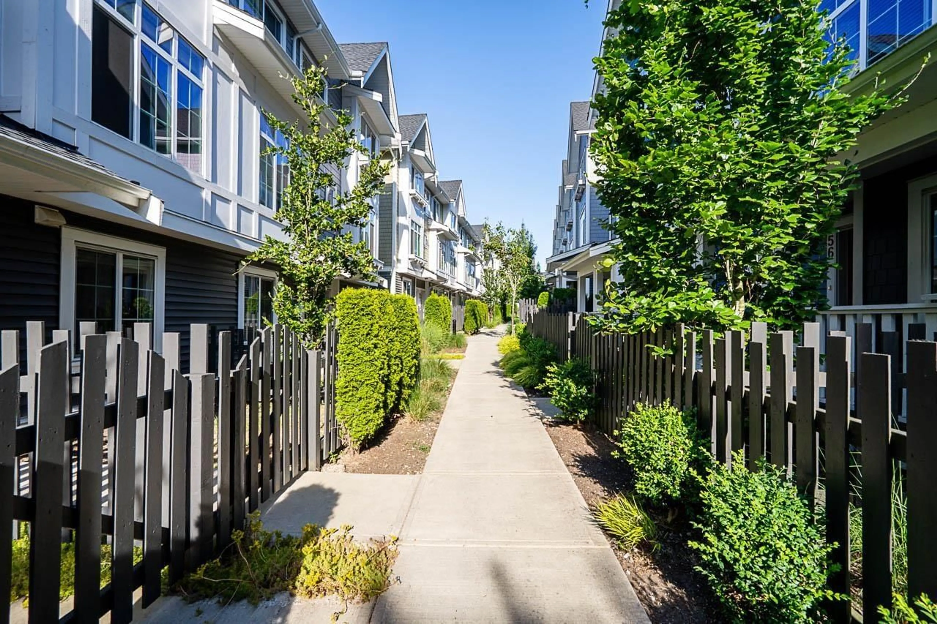 Patio, street for 88 - 20180 84 AVENUE, Langley British Columbia V2Y3N5