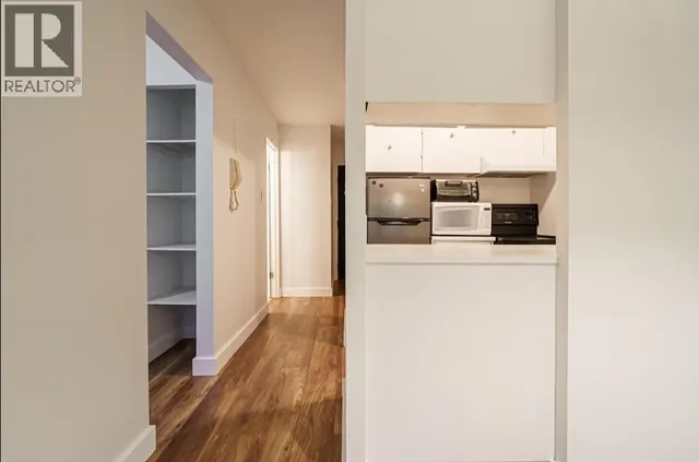 103 - 1950 8TH AVENUE, Vancouver 4