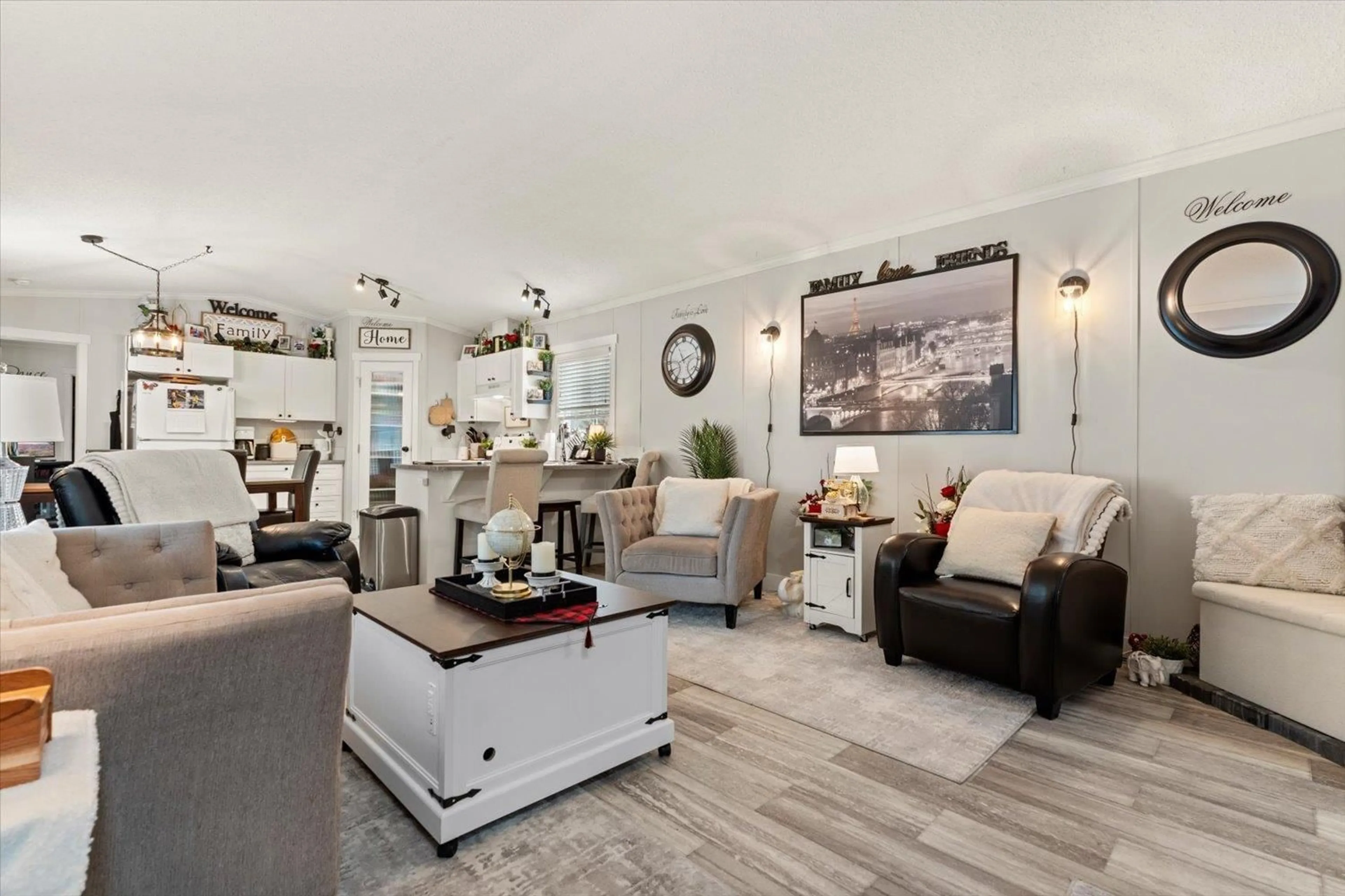 Living room with furniture, unknown for 58 - 65367 KAWKAWA LAKE ROAD, Hope British Columbia V0X1L1