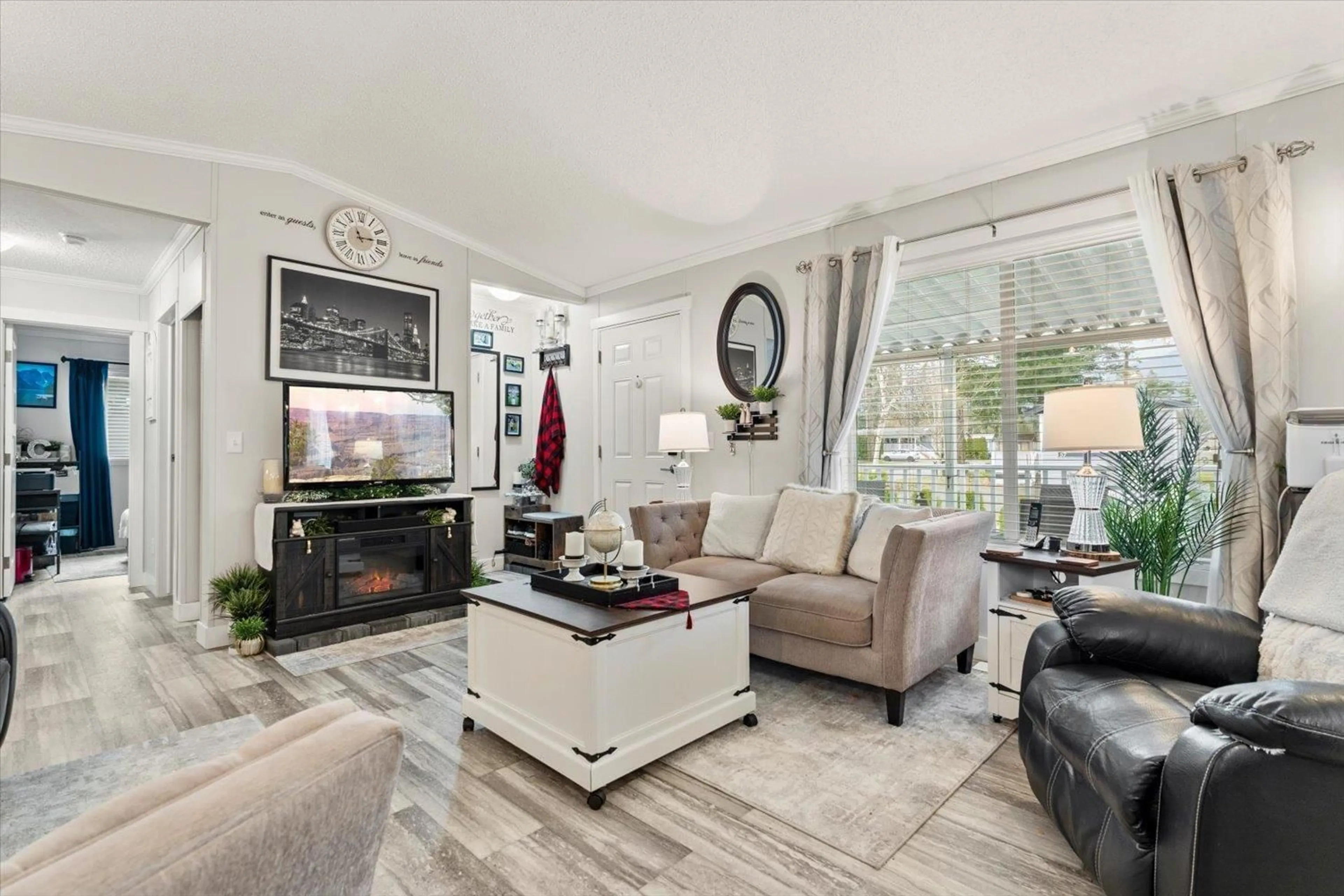 Living room with furniture, unknown for 58 - 65367 KAWKAWA LAKE ROAD, Hope British Columbia V0X1L1