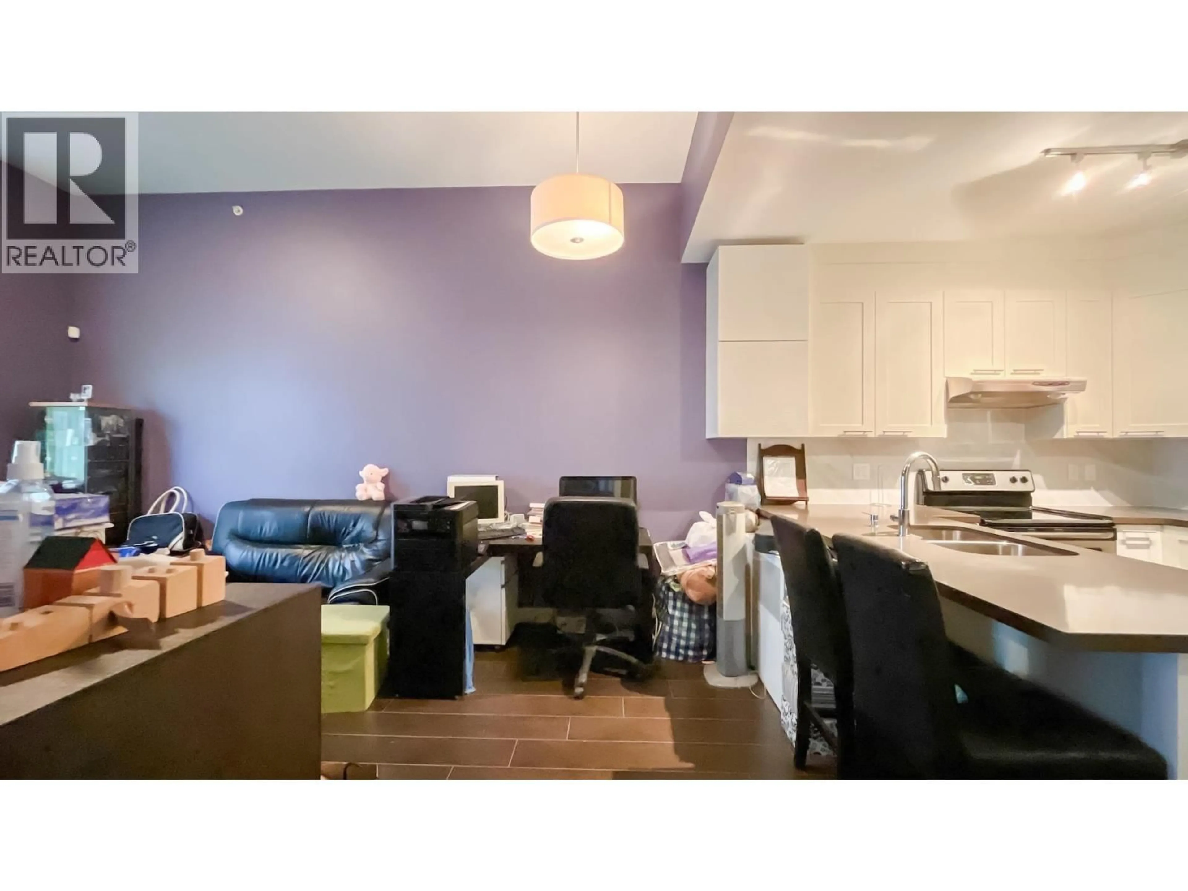 Unknown for 405 - 827 RODERICK AVENUE, Coquitlam British Columbia V3K0E3